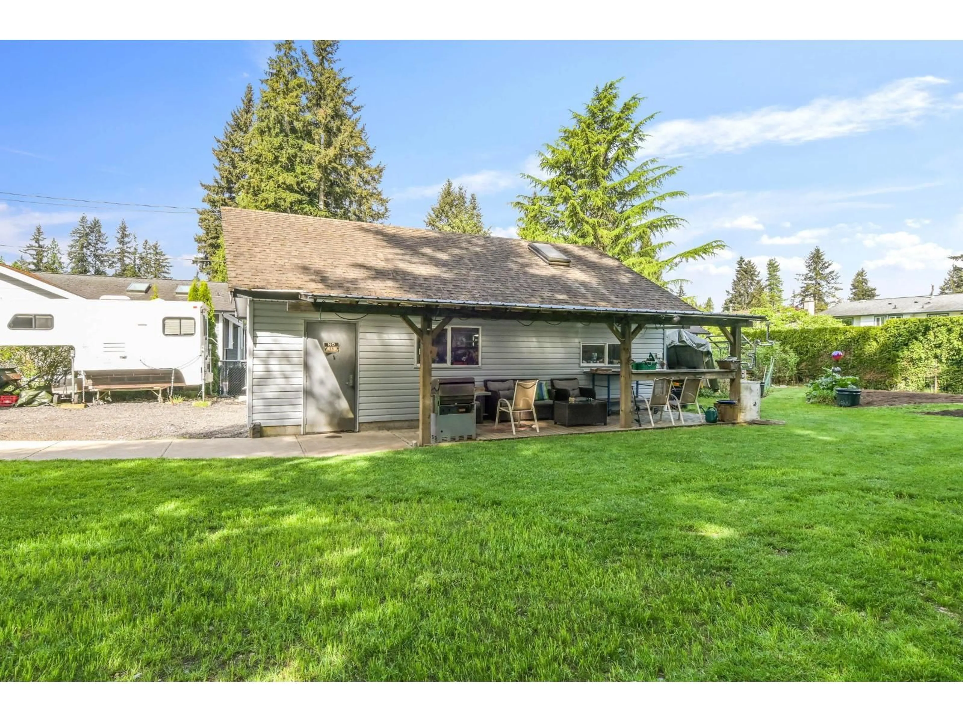 Unknown for 20663 39 AVENUE, Langley British Columbia V3A2V7