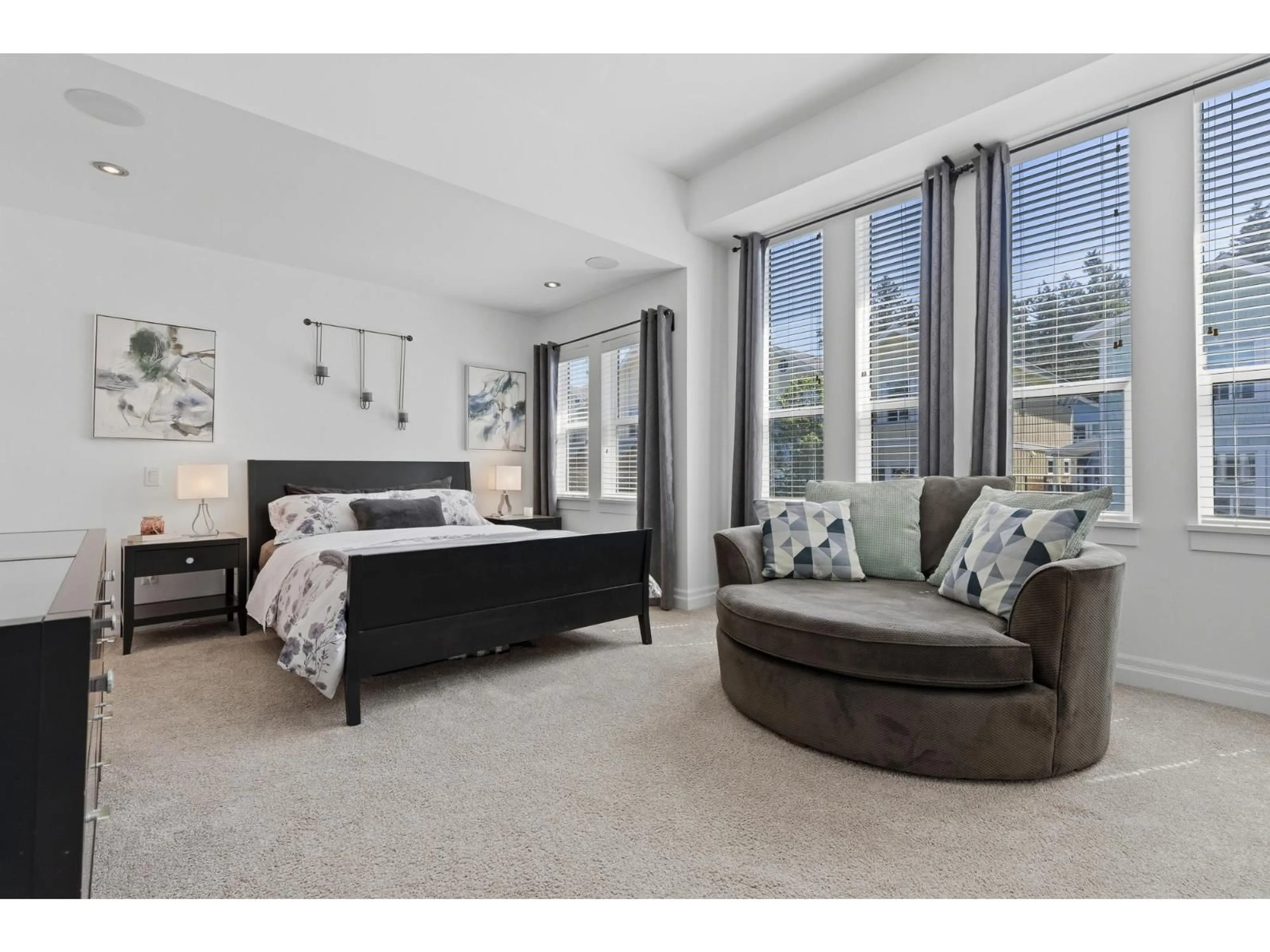 Bedroom with bed, carpet floor for 11 - 44849 ANGLERS BOULEVARD, Chilliwack British Columbia V2R0Y4