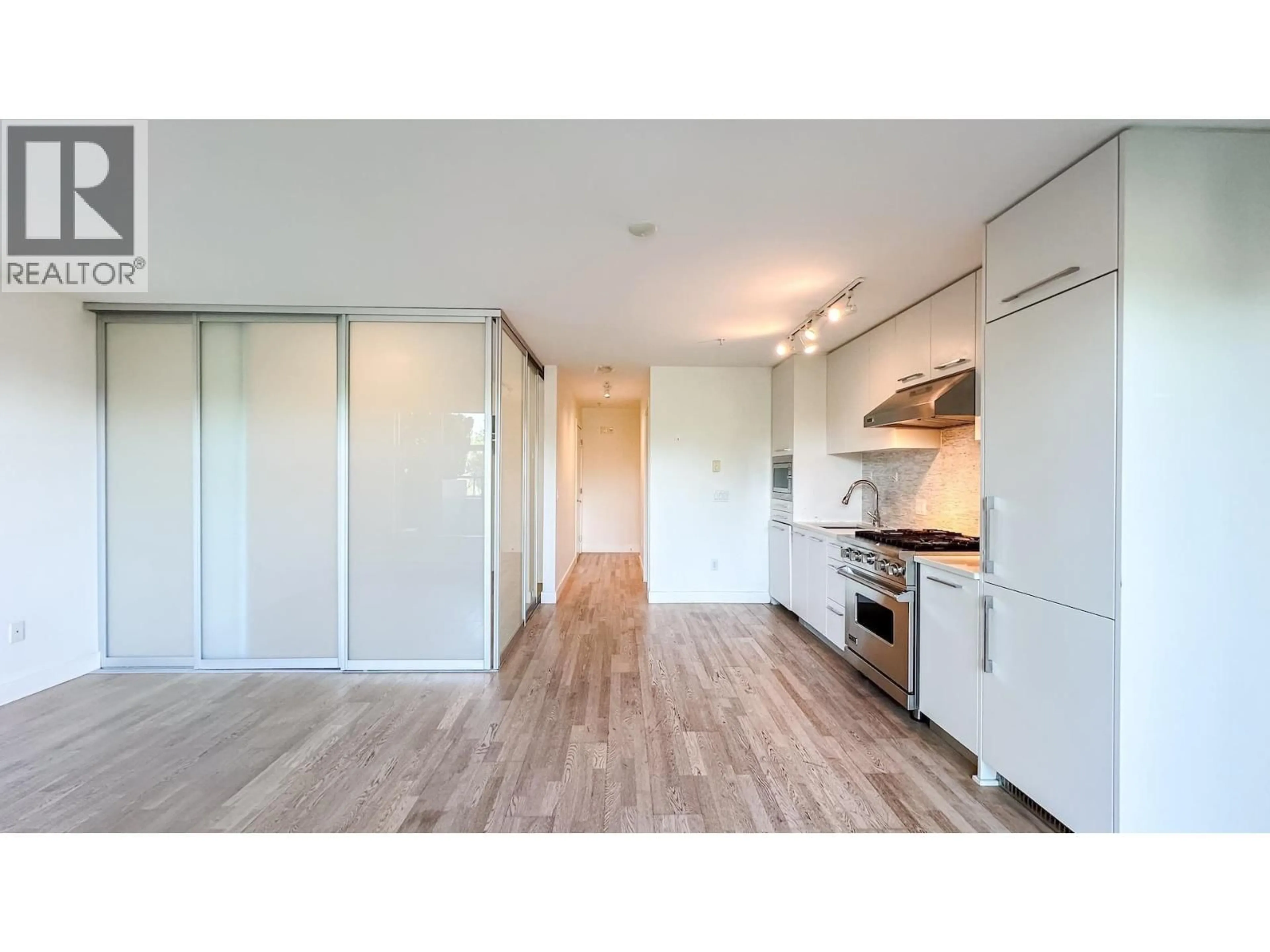 Unknown for 202 - 4355 10TH AVENUE, Vancouver British Columbia V6R2H6