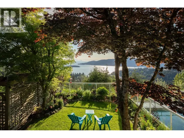 4729 WOODBURN ROAD, West Vancouver 4