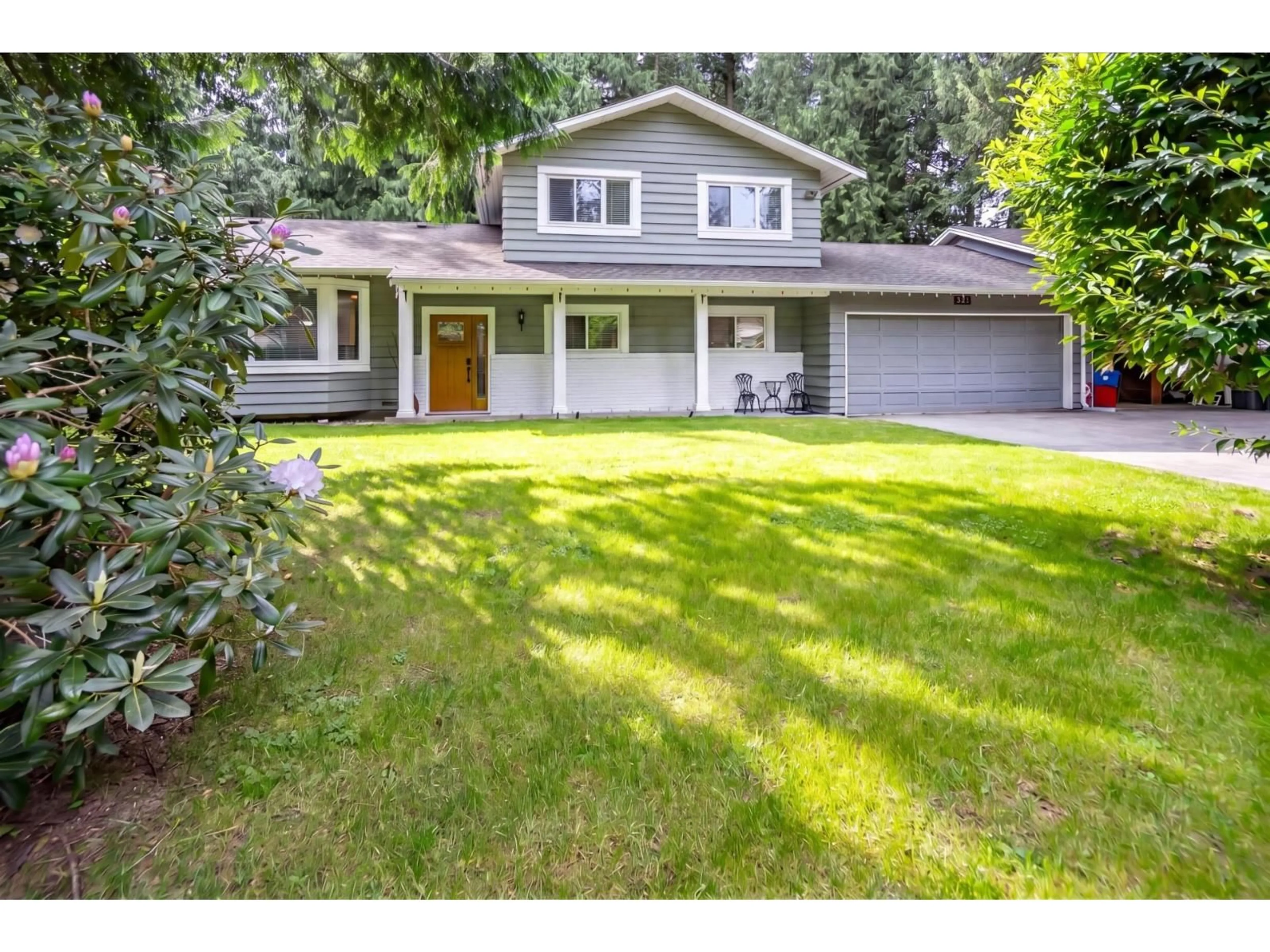 Home with vinyl exterior material, street for 4185 199A CRESCENT, Langley British Columbia V3A6G2