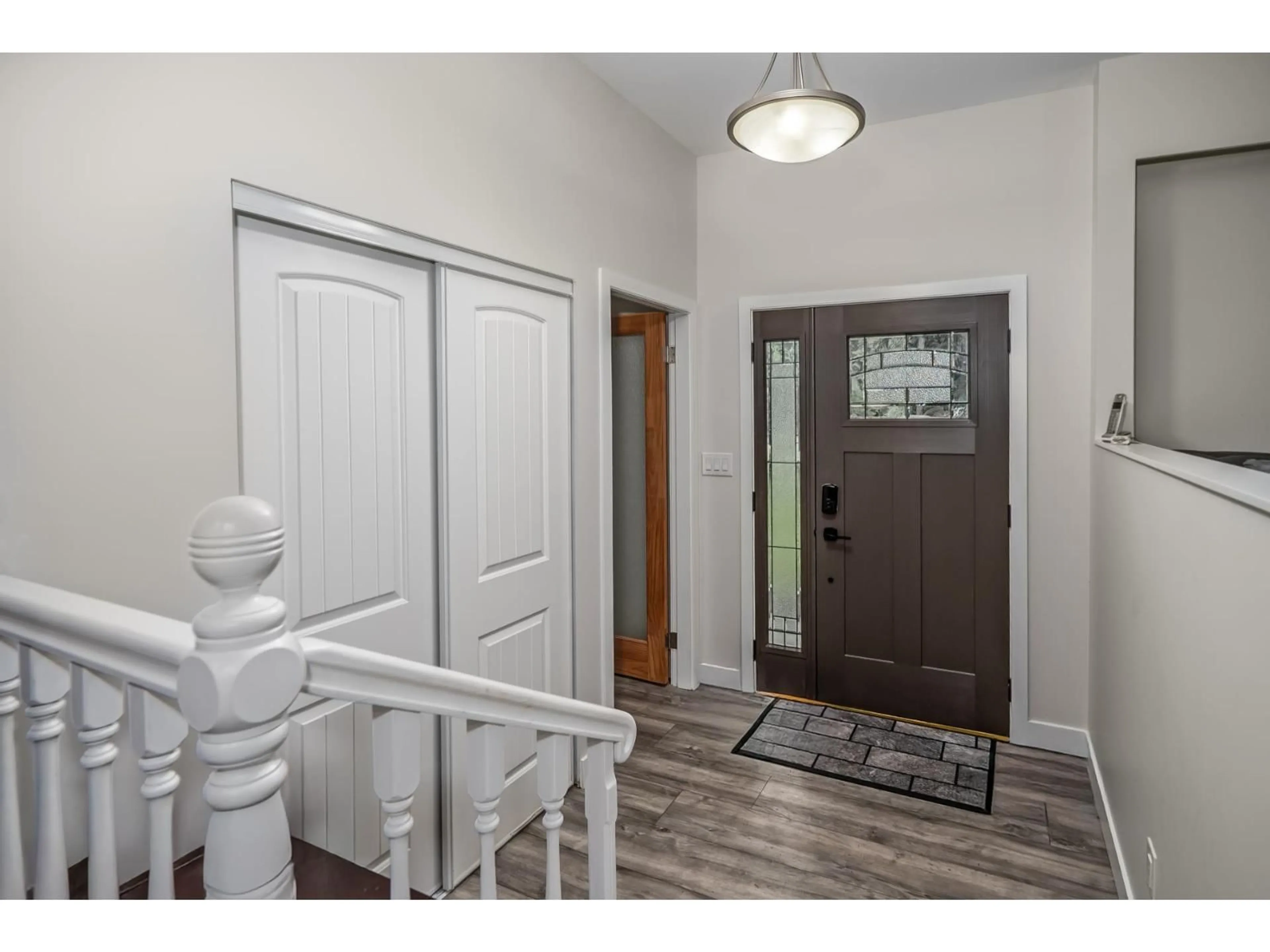 Indoor entryway for 4185 199A CRESCENT, Langley British Columbia V3A6G2