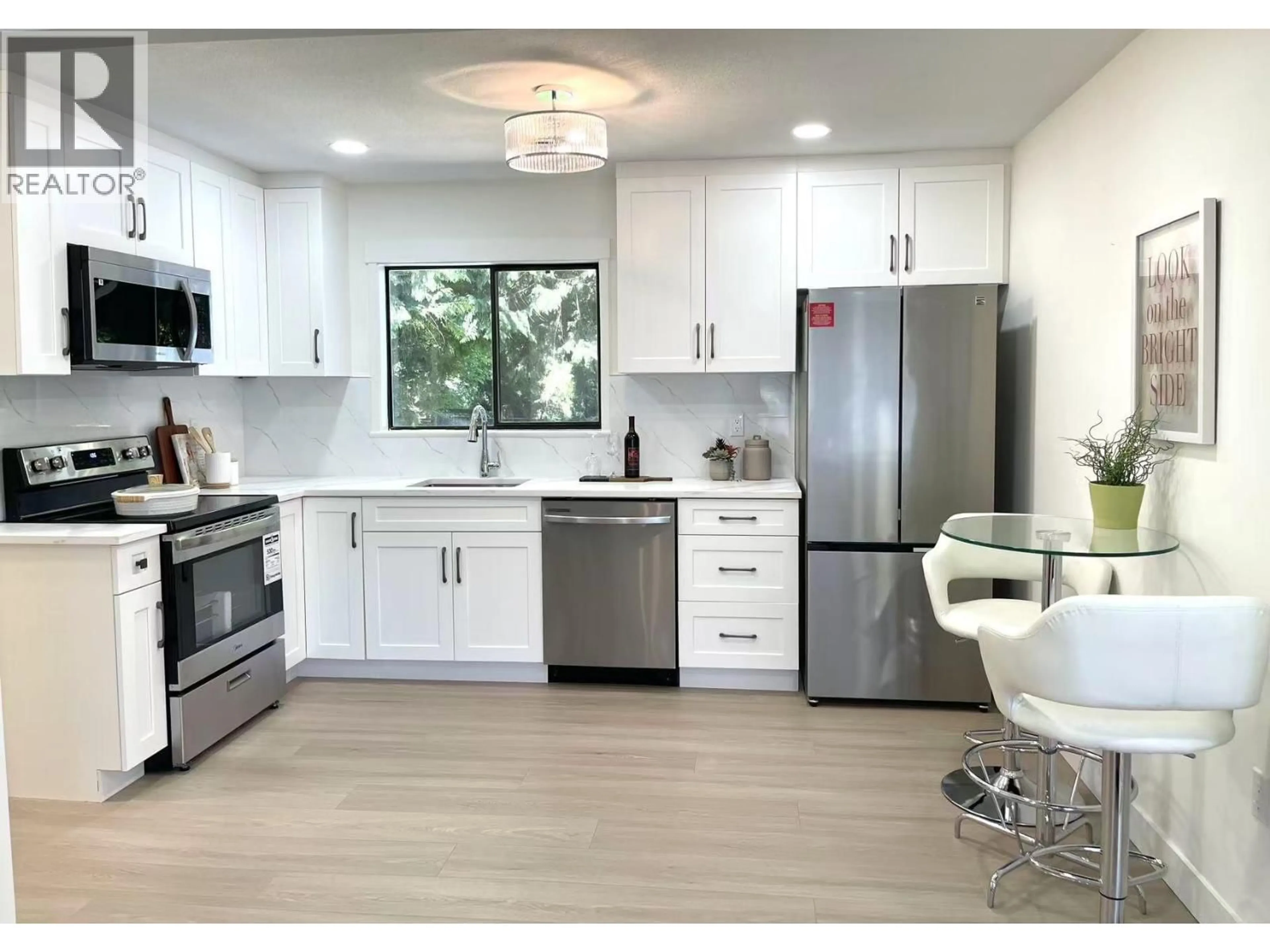 Open concept kitchen, unknown for 2155 RINDALL AVENUE, Port Coquitlam British Columbia V3C1T9