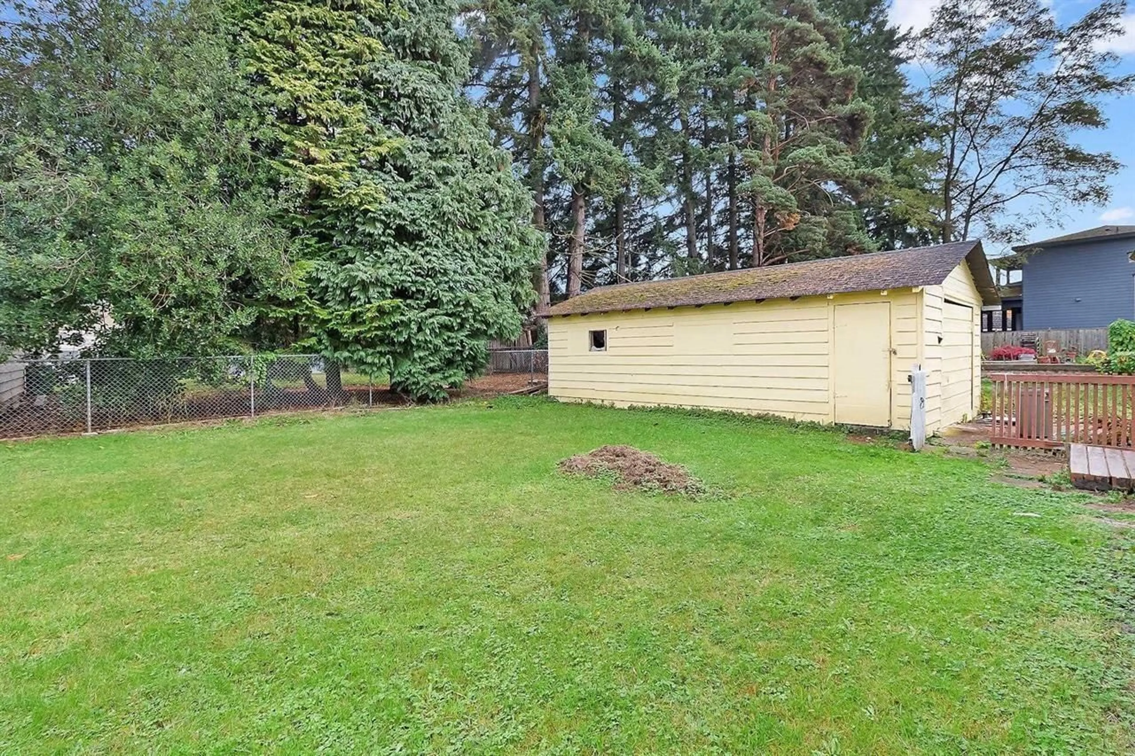 Patio, unknown for 8454 BROOKE ROAD, Delta British Columbia V4C4G1