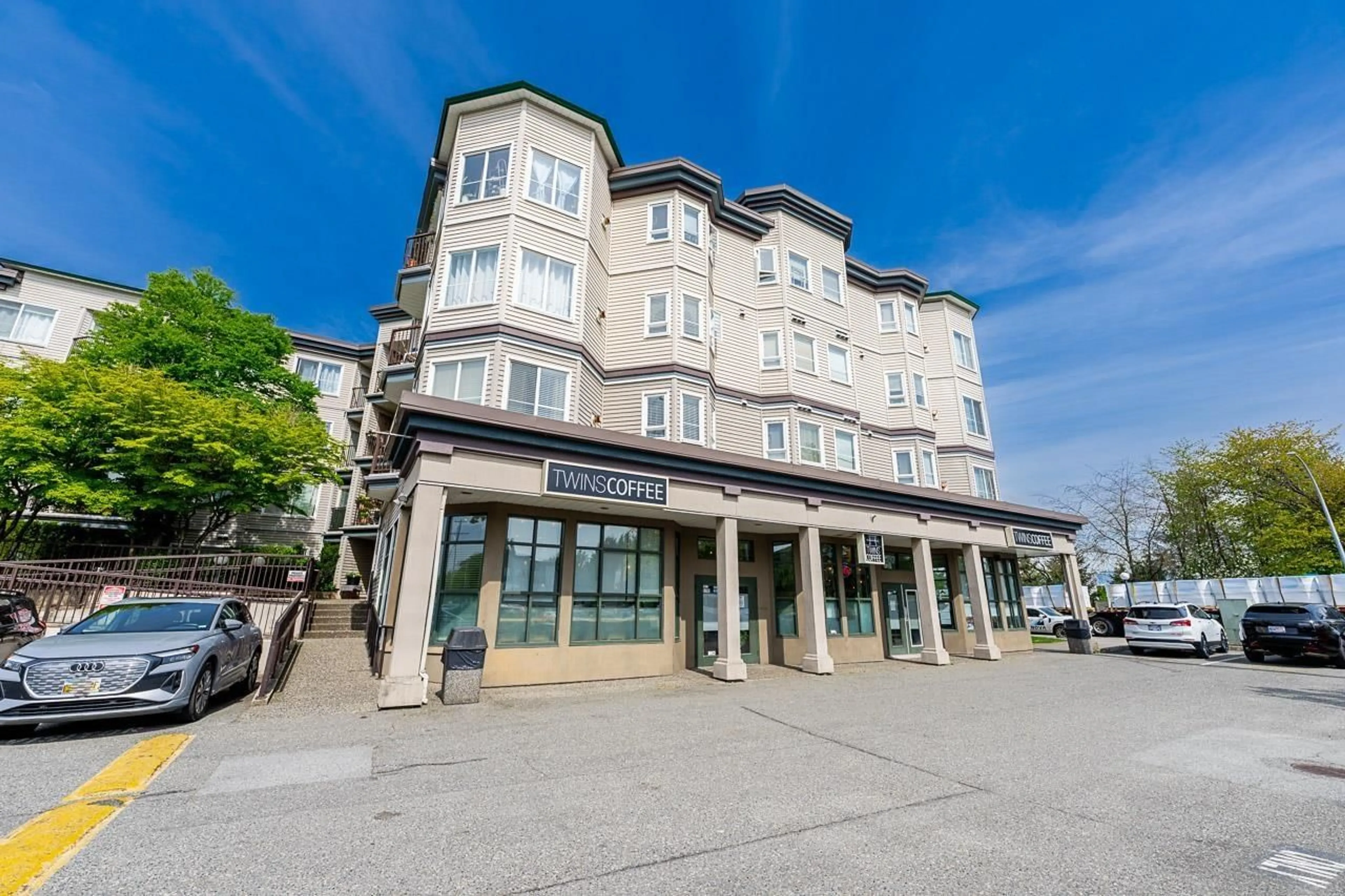 Unknown for 101 - 5765 GLOVER ROAD, Langley British Columbia V3A8M8