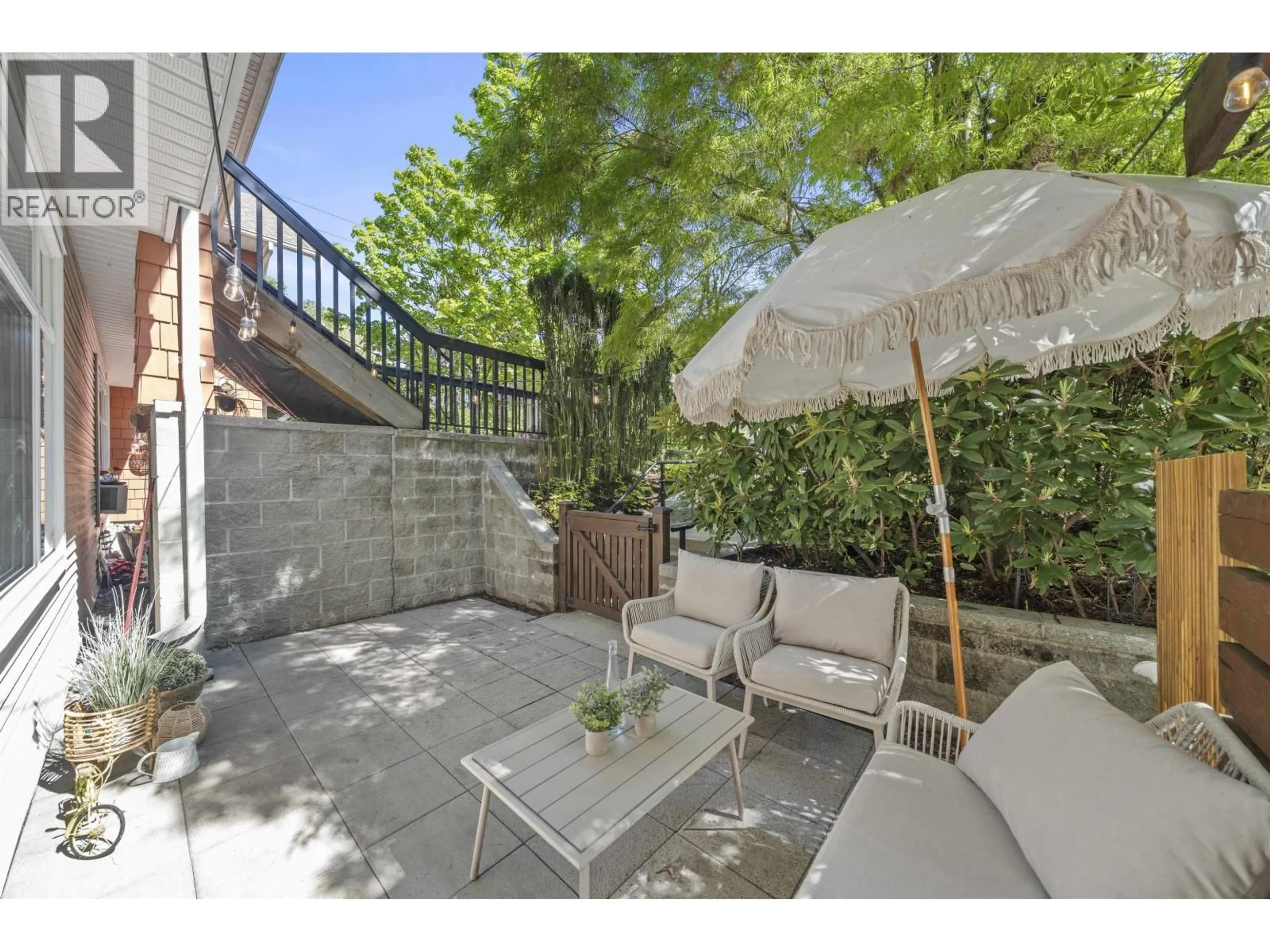 Patio, street for 29 - 6878 SOUTHPOINT DRIVE, Burnaby British Columbia V3N5E4