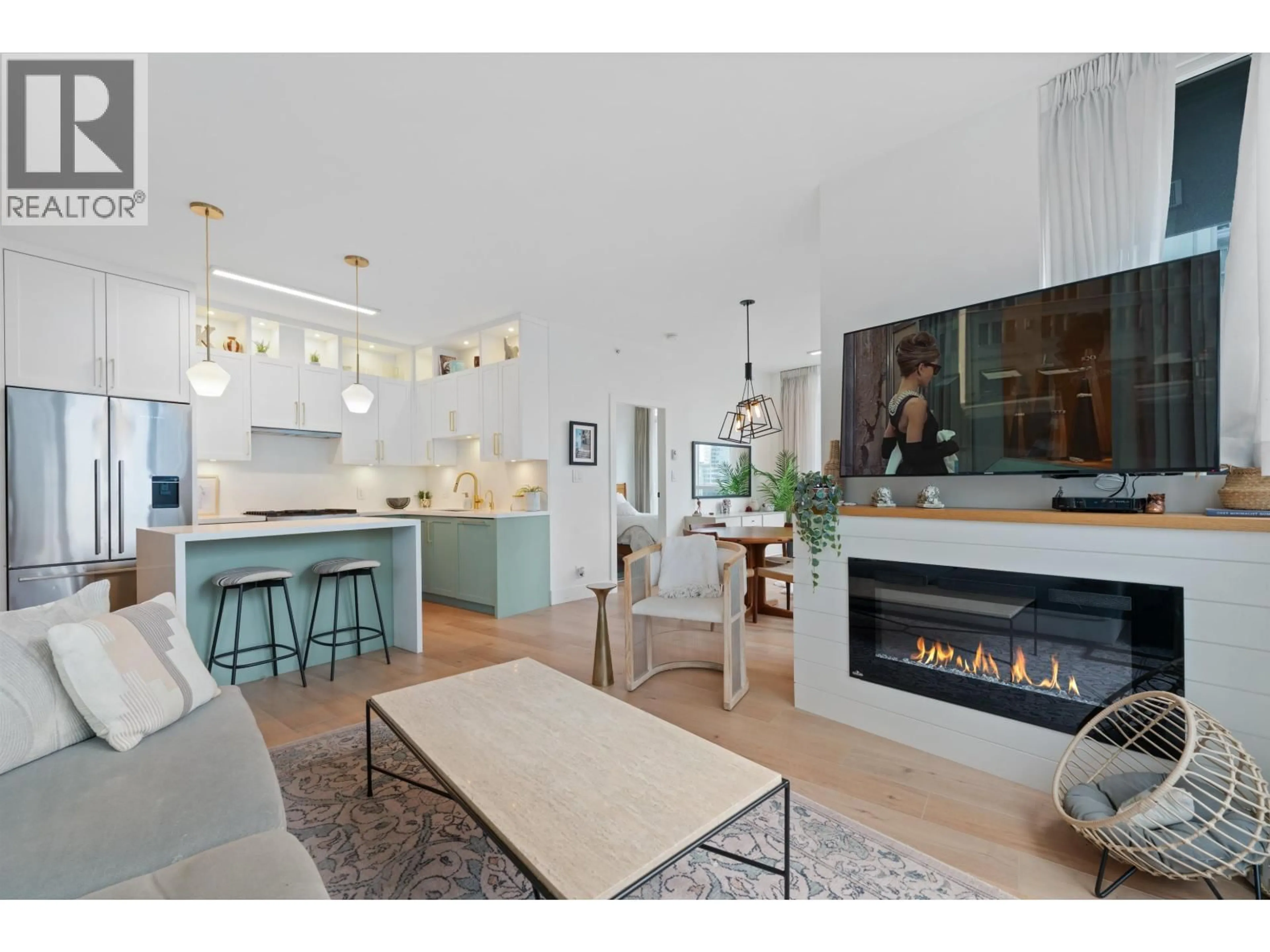 Open concept kitchen, unknown for 1903 - 1189 MELVILLE STREET, Vancouver British Columbia V6E4T8