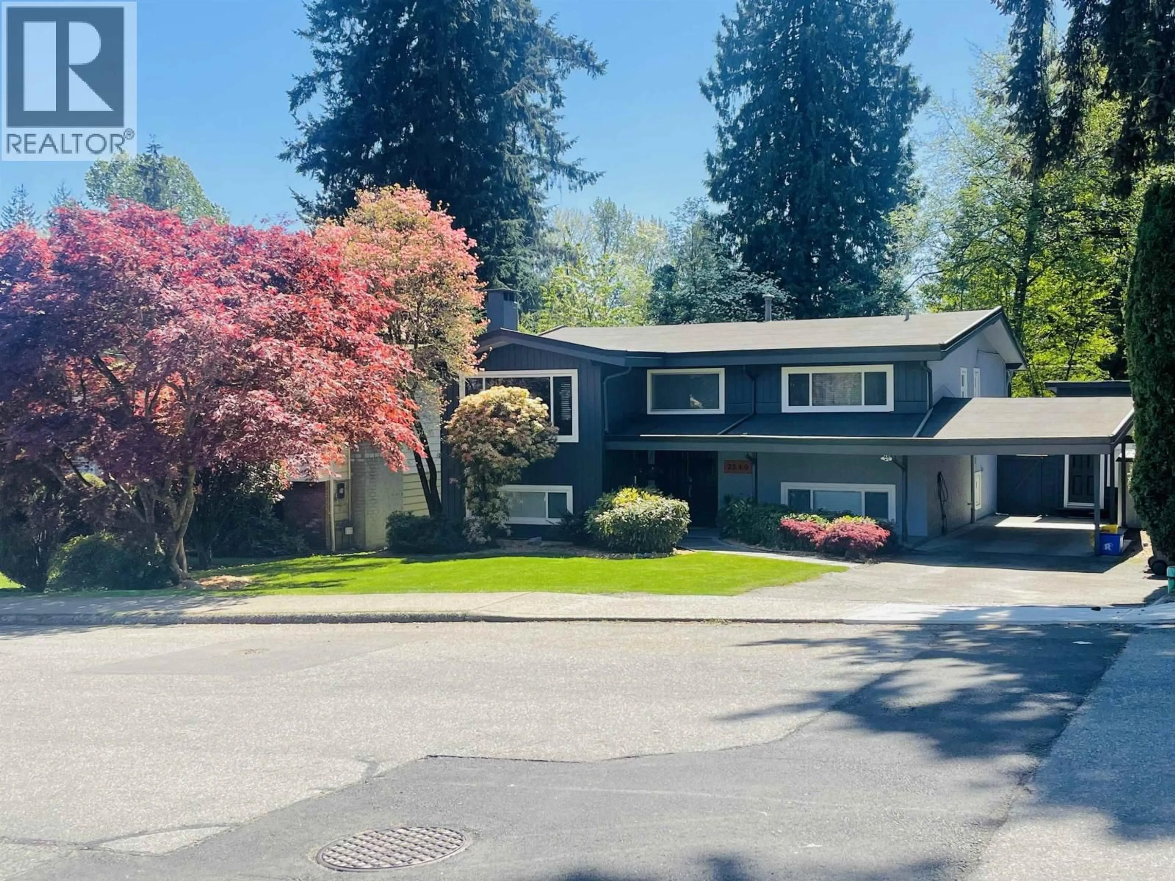 Home with vinyl exterior material, street for 2549 BENDALE ROAD, North Vancouver British Columbia V7H1G6
