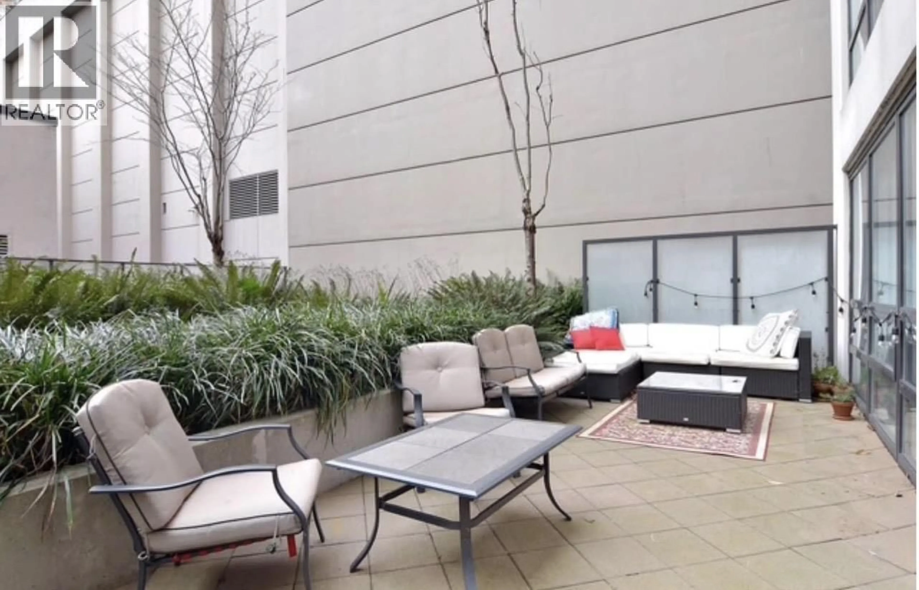 Patio, street for 409 - 933 HORNBY STREET, Vancouver British Columbia V6Z3G4