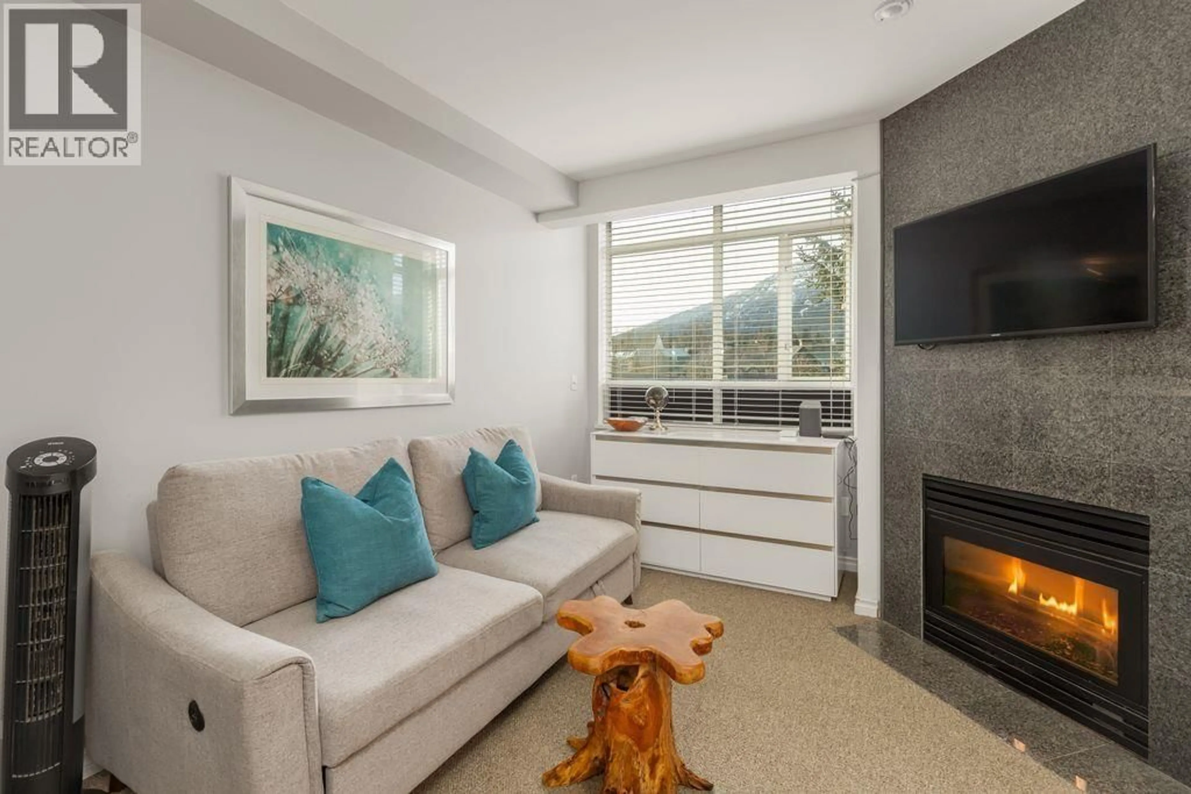 Living room with furniture, unknown for 348 - 4314 MAIN STREET, Whistler British Columbia V8E1A8