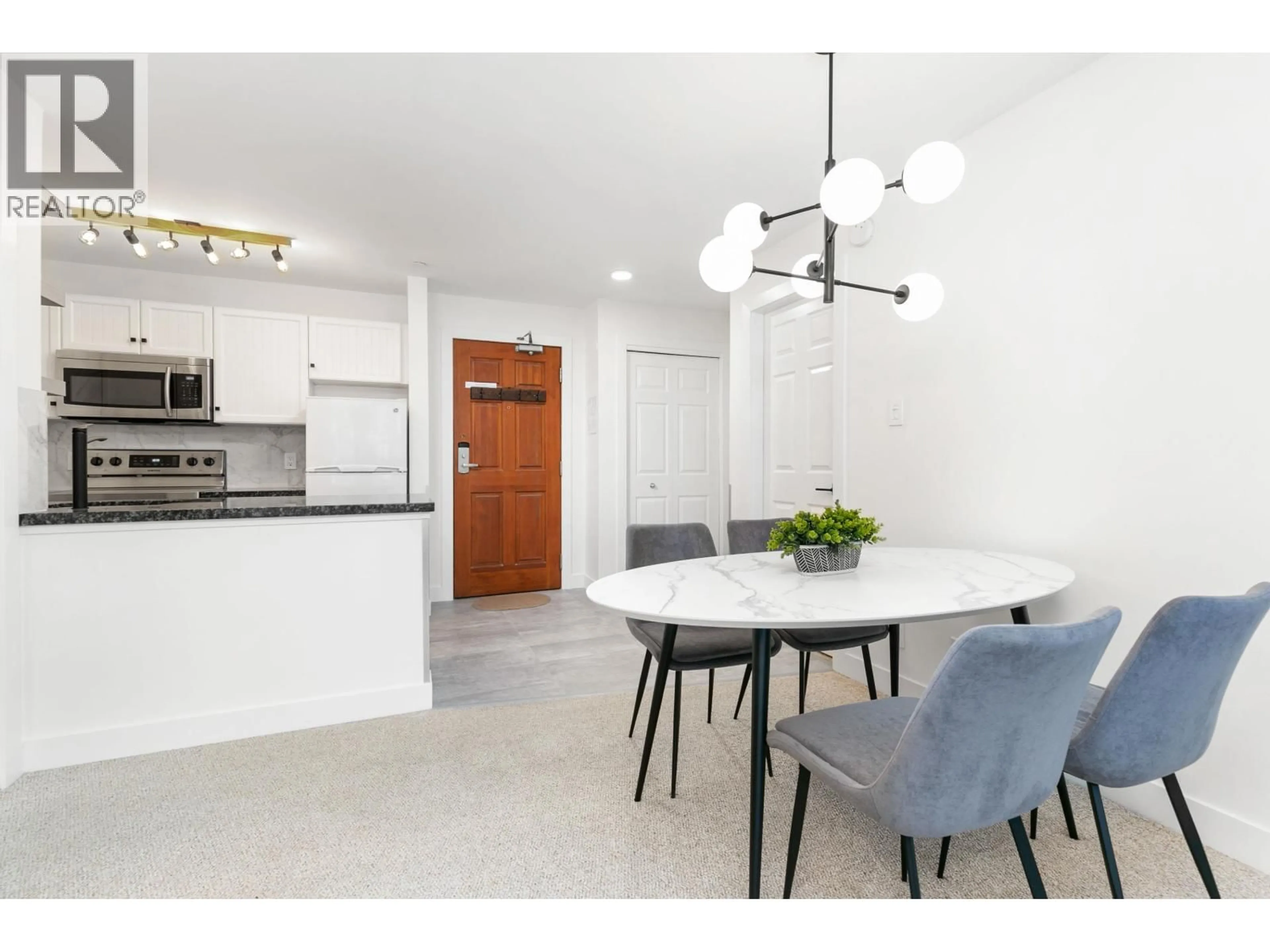 Open concept kitchen, unknown for 347 - 4800 SPEARHEAD DRIVE, Whistler British Columbia V8E1G1