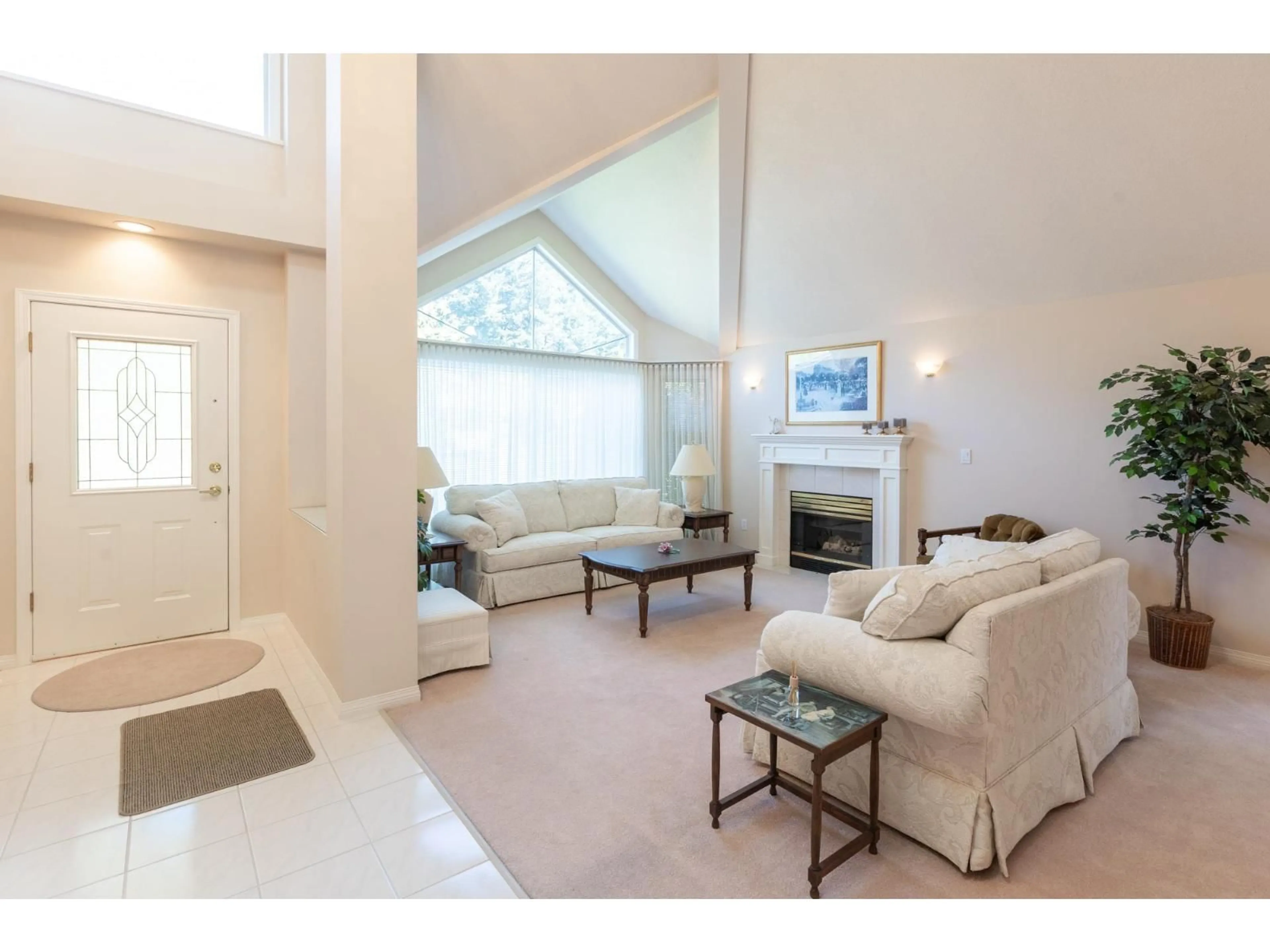 Living room with furniture, unknown for 2227 140A STREET, Surrey British Columbia V4A9R8