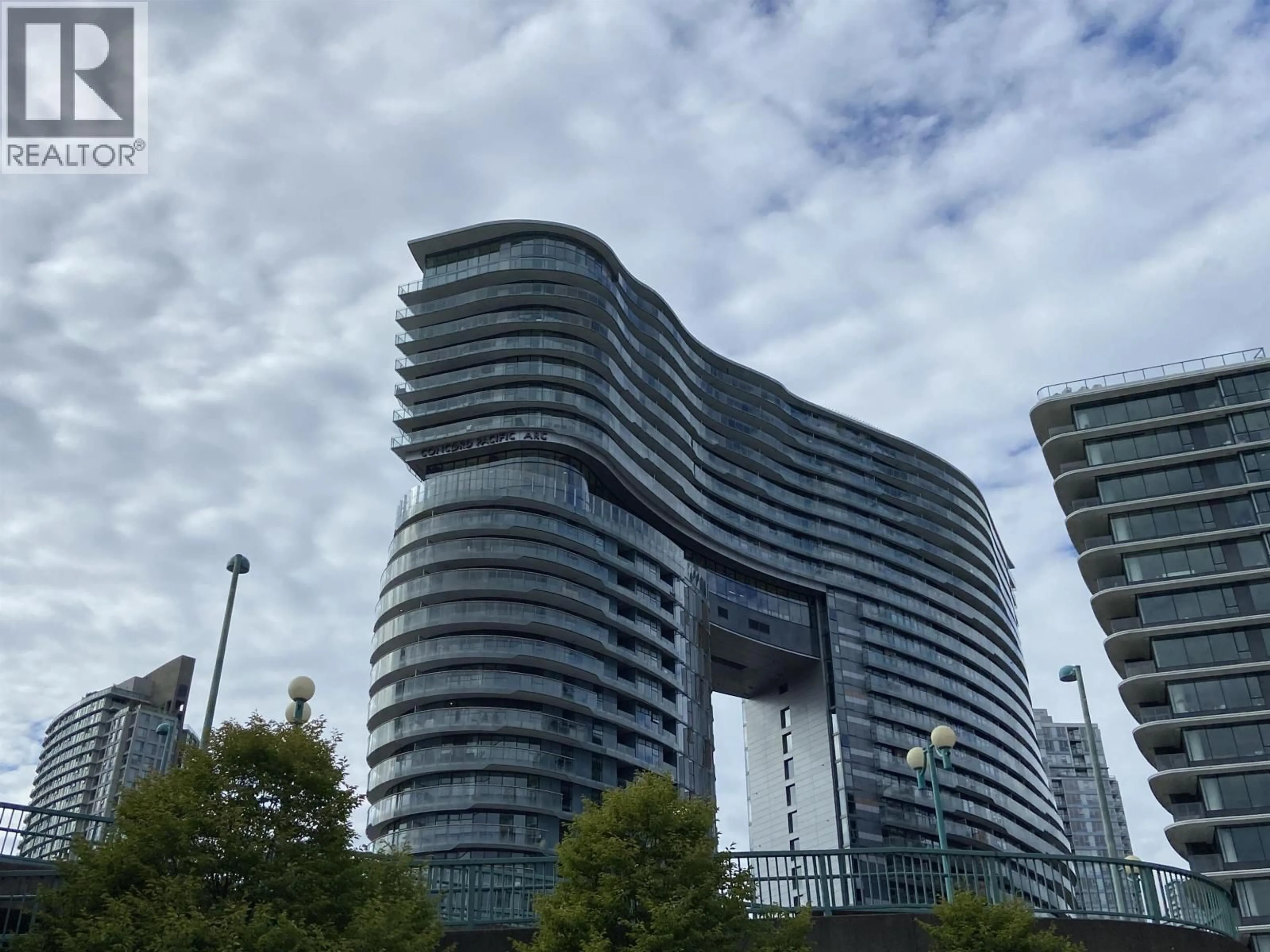 Blurry image for 1884 - 87 NELSON STREET, Vancouver British Columbia V6Z0E8