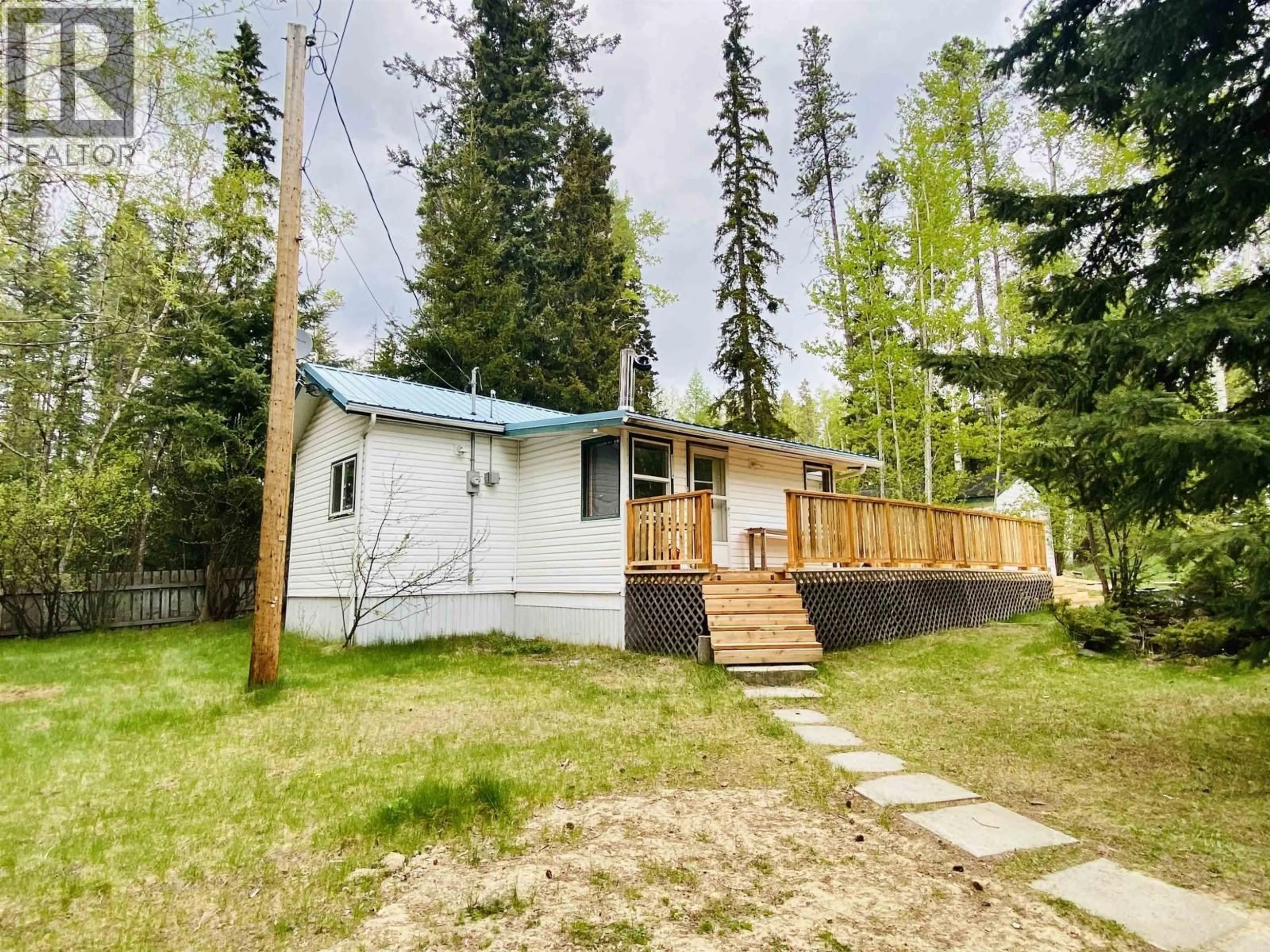 A pic from outside/outdoor area/front of a property/back of a property/a pic from drone, unknown for 1010 MAIN STREET, Valemount British Columbia V0E2Z0