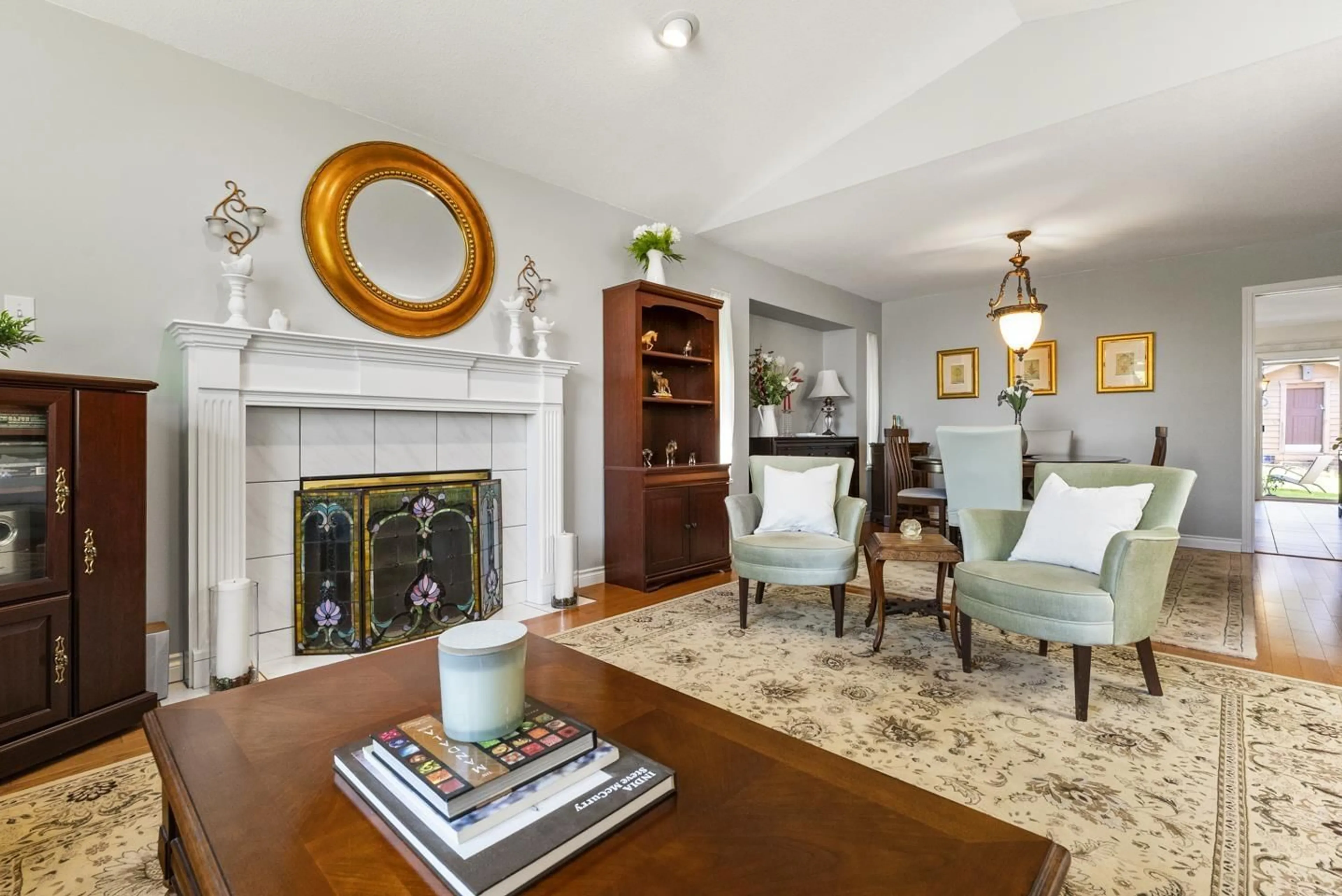 Living room with furniture, unknown for 9109 160A STREET, Surrey British Columbia V4N3A6
