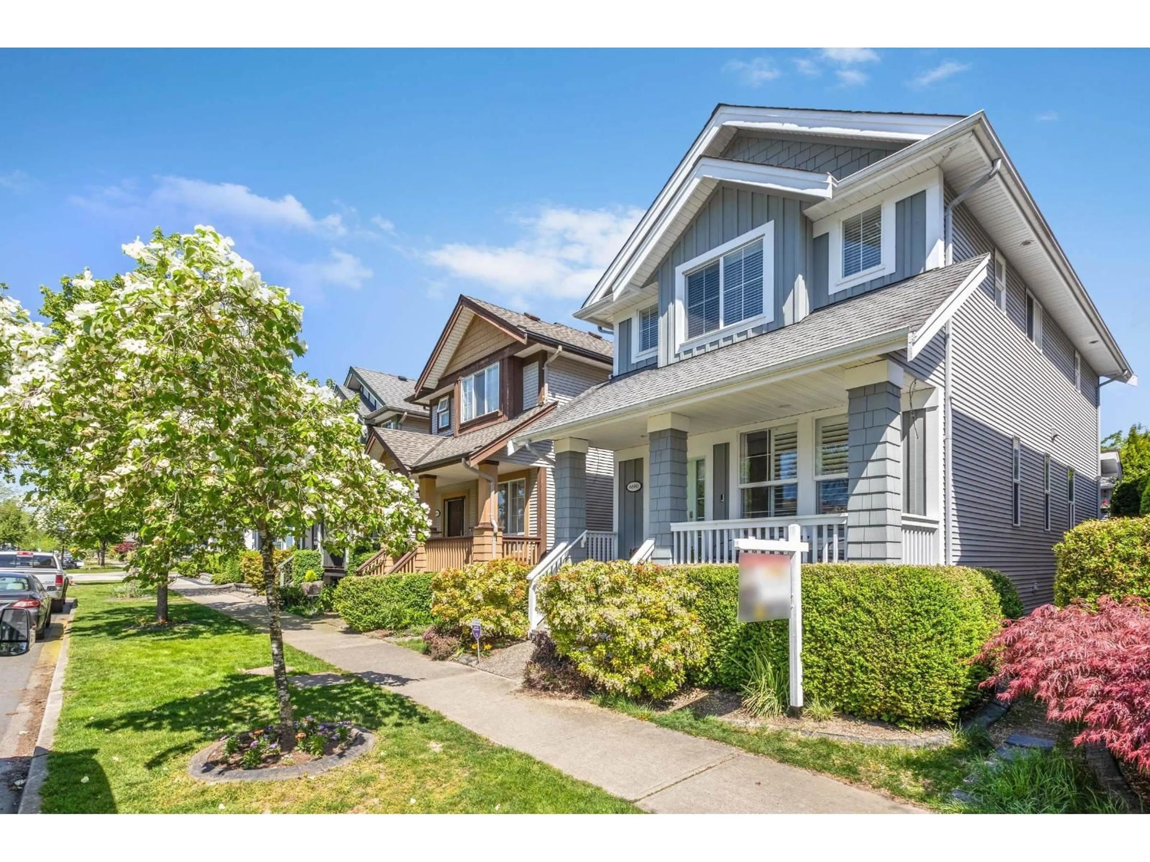 Home with vinyl exterior material, street for 6880 190TH STREET, Surrey British Columbia V4N5P1