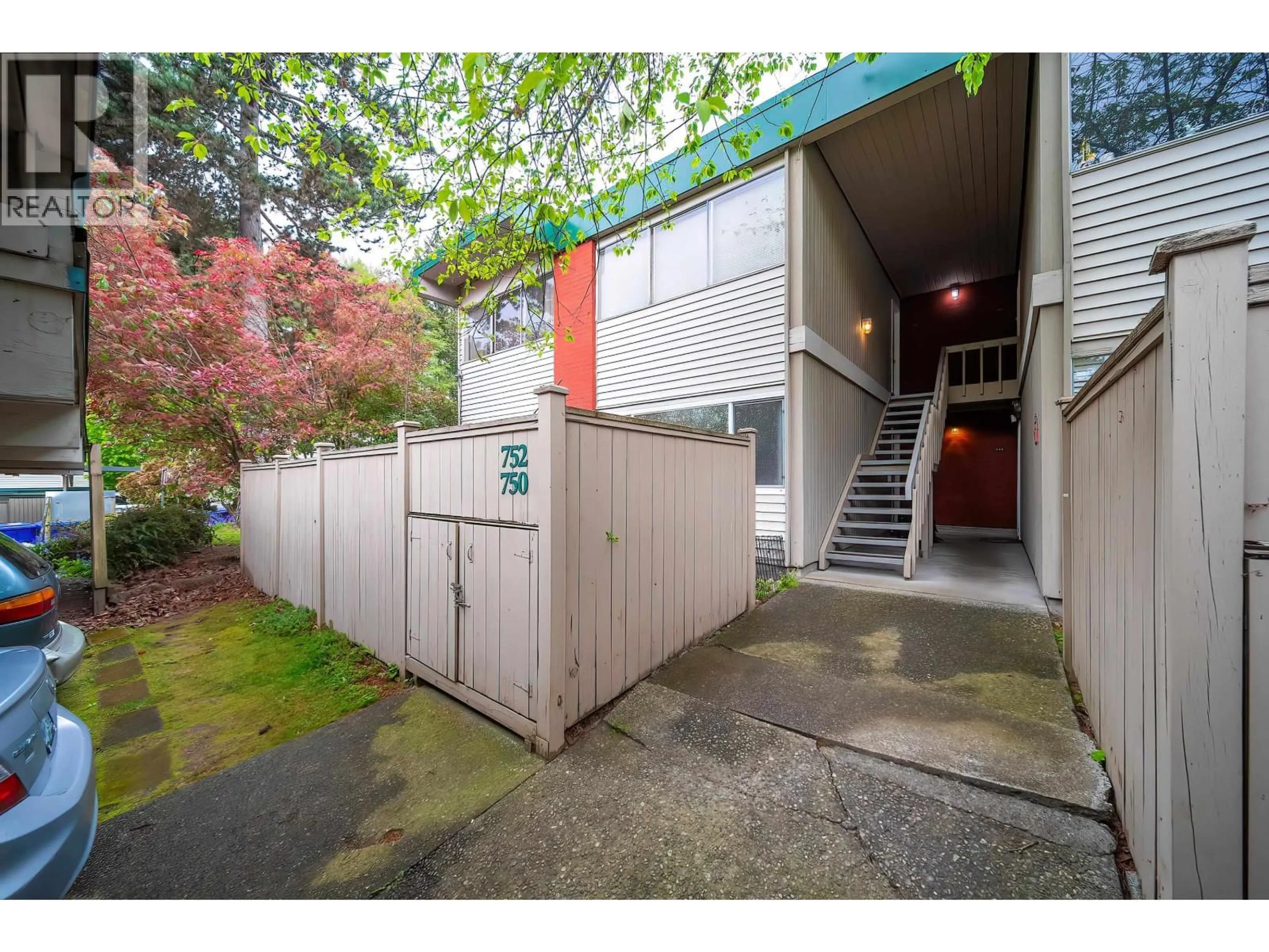 Unknown for 750 WESTVIEW CRESCENT, Vancouver British Columbia V7N3X8