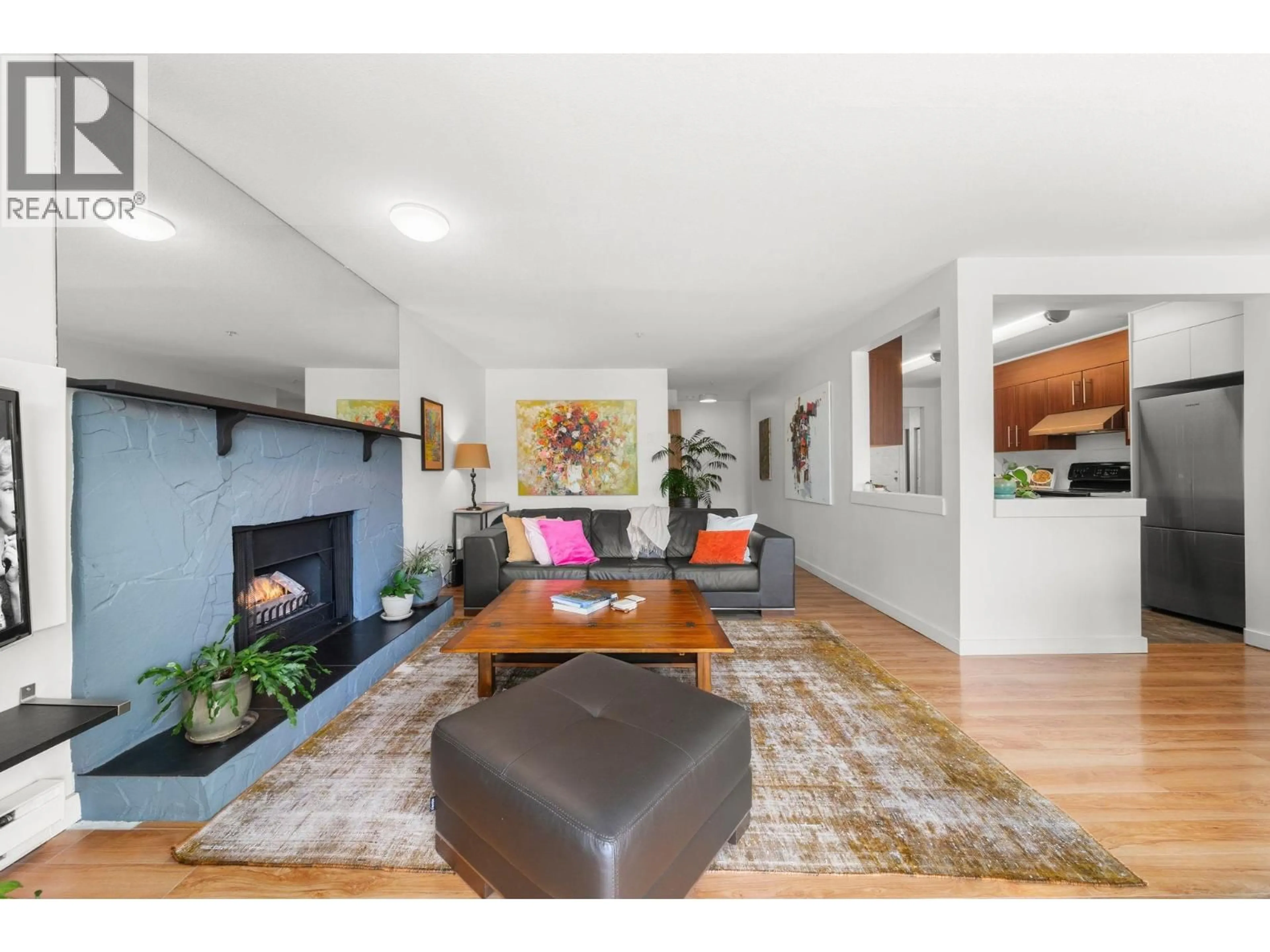Living room with furniture, unknown for 202 - 1000 BOWRON COURT, North Vancouver British Columbia V7H2V7