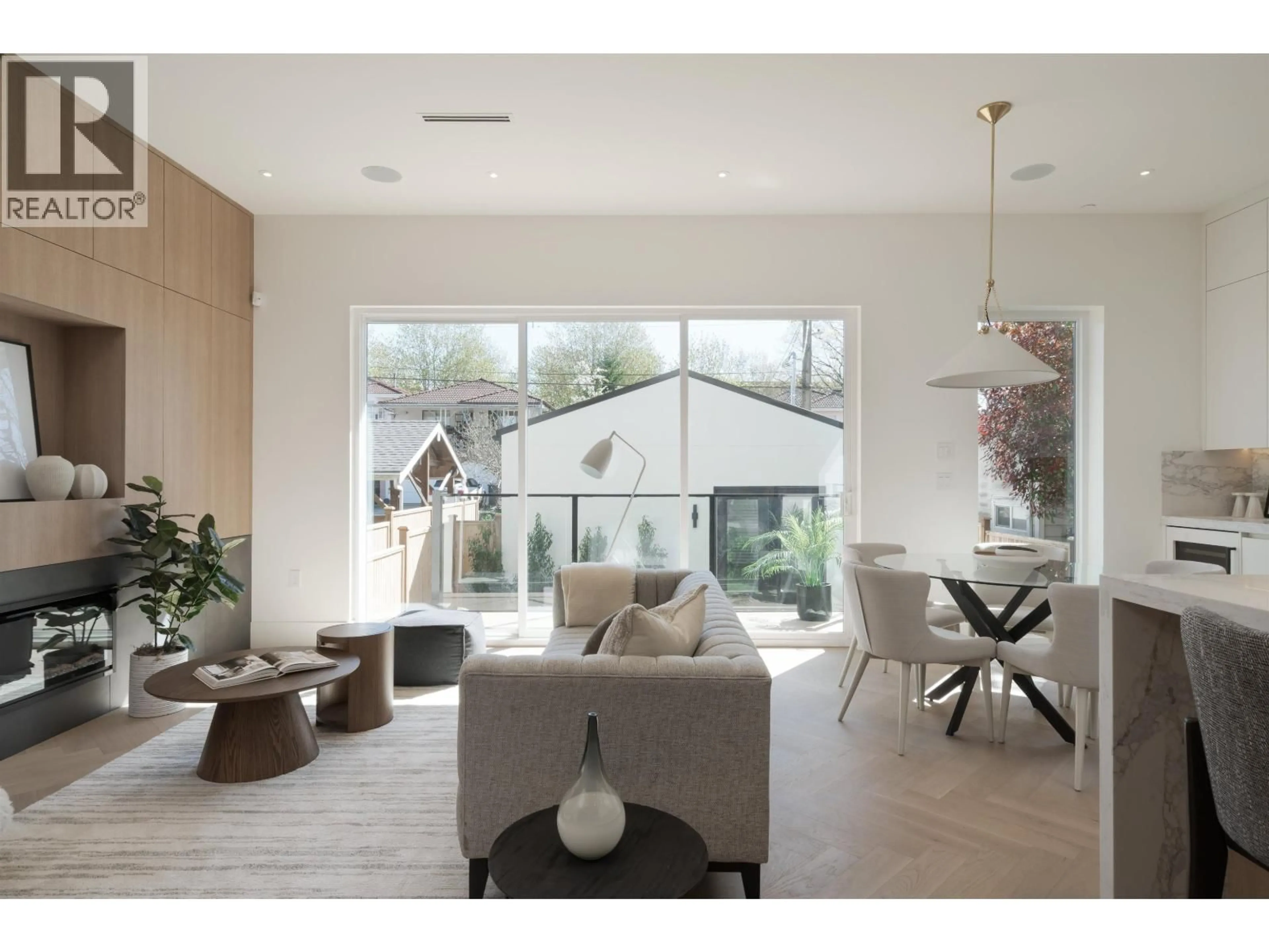 Living room with furniture, unknown for 2258 GARDEN DRIVE, Vancouver British Columbia V5N4X2