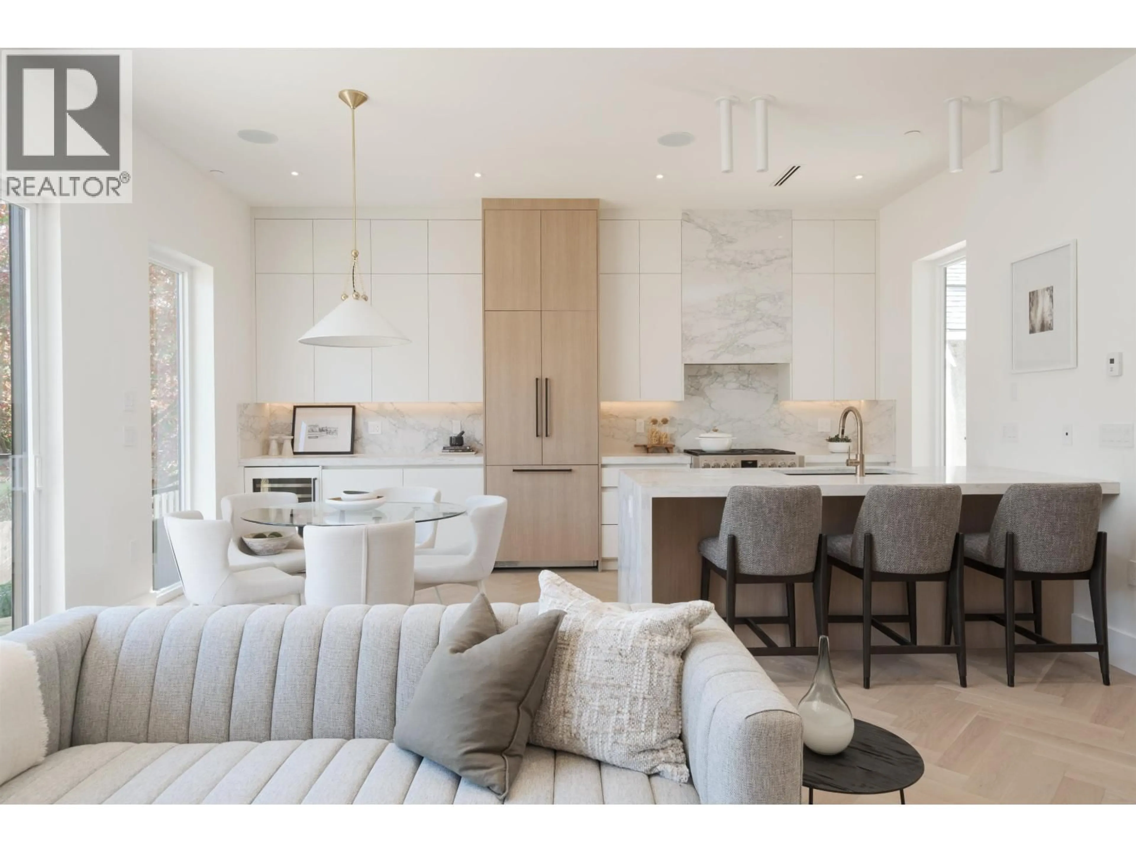 Open concept kitchen, unknown for 2258 GARDEN DRIVE, Vancouver British Columbia V5N4X2