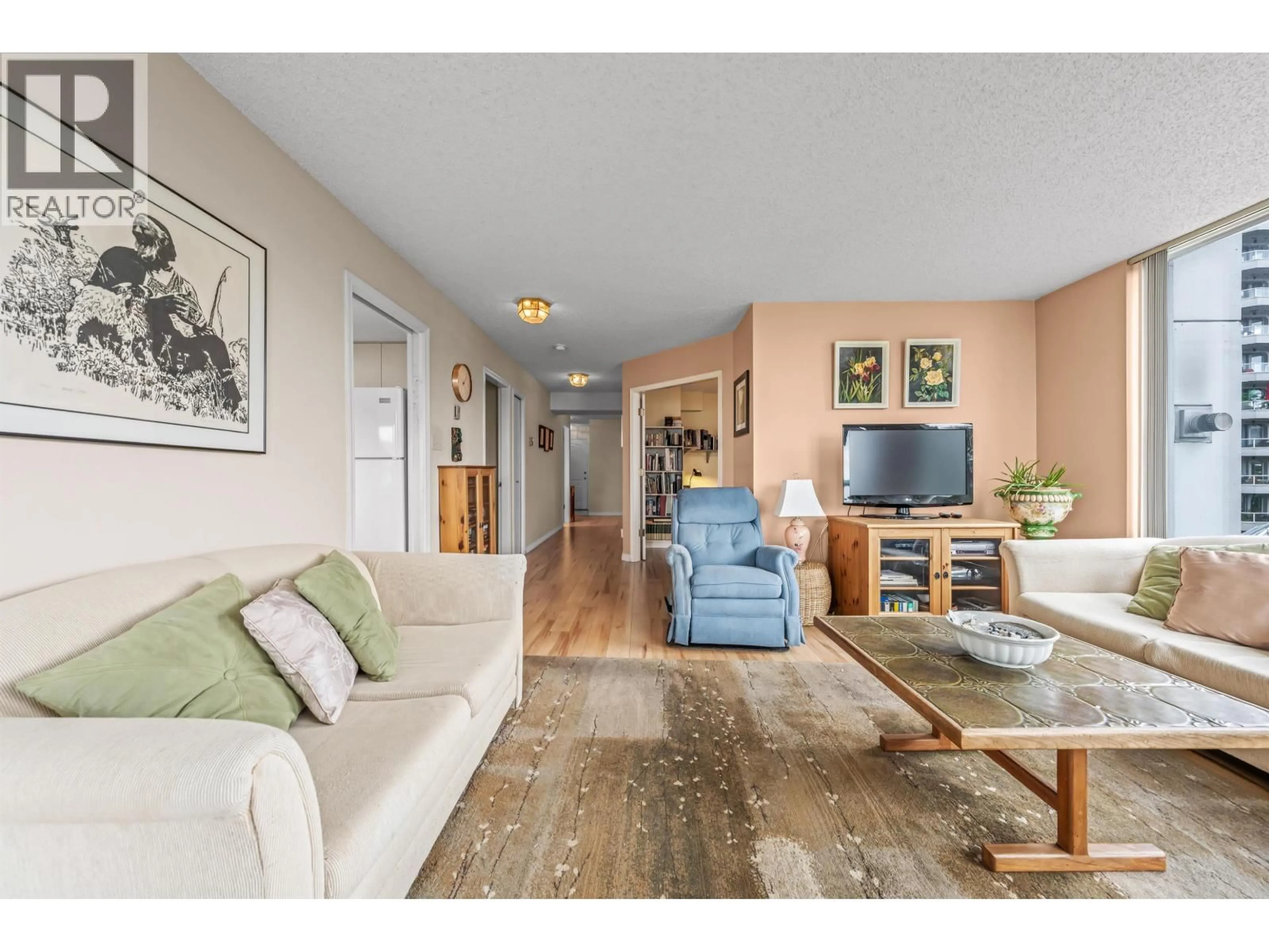 Living room with furniture, wood/laminate floor for 305 - 69 JAMIESON COURT, New Westminster British Columbia V3L5R3