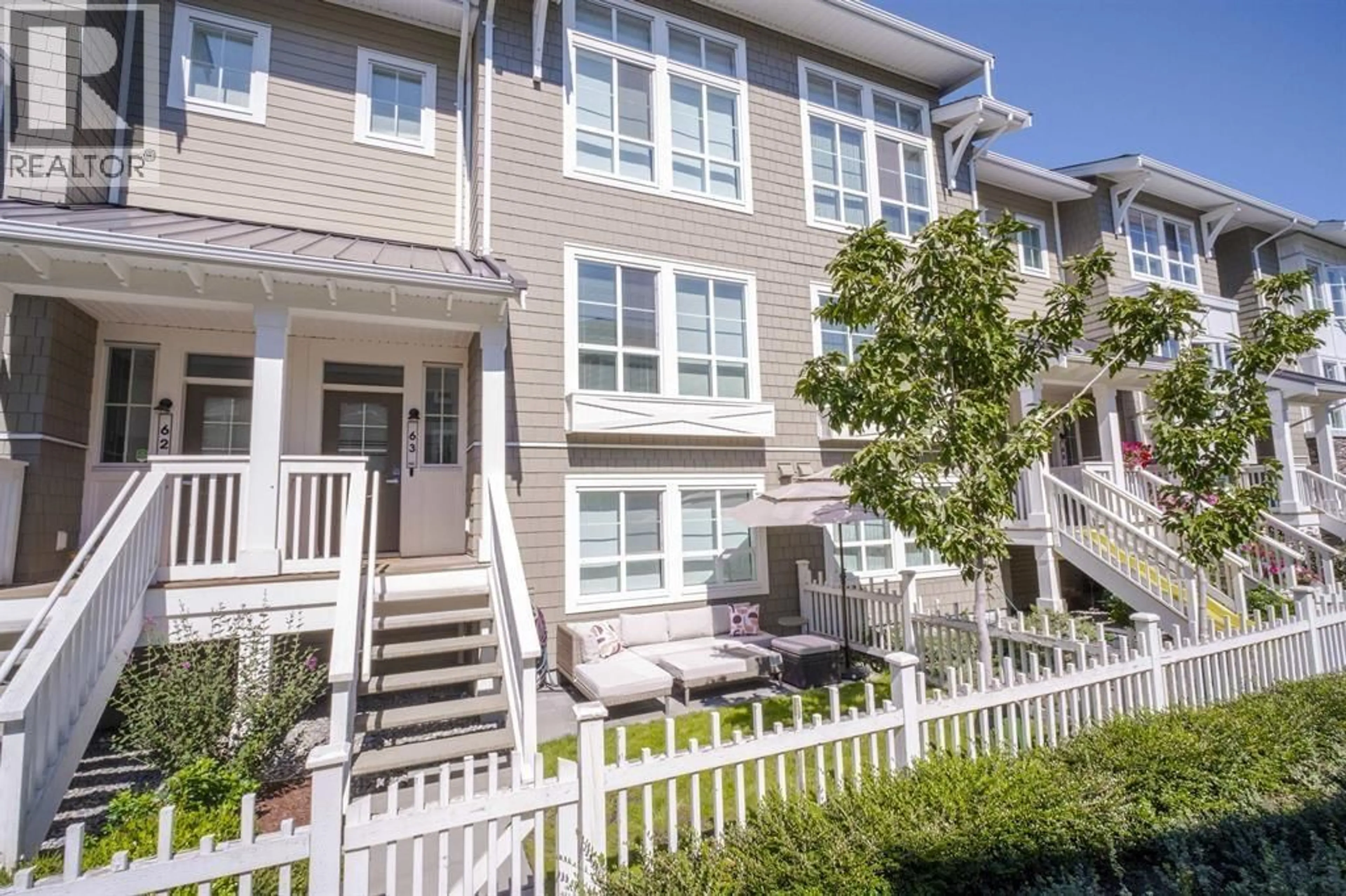 Home with vinyl exterior material, street for 63 - 5551 ADMIRAL WAY, Delta British Columbia V4K0C9