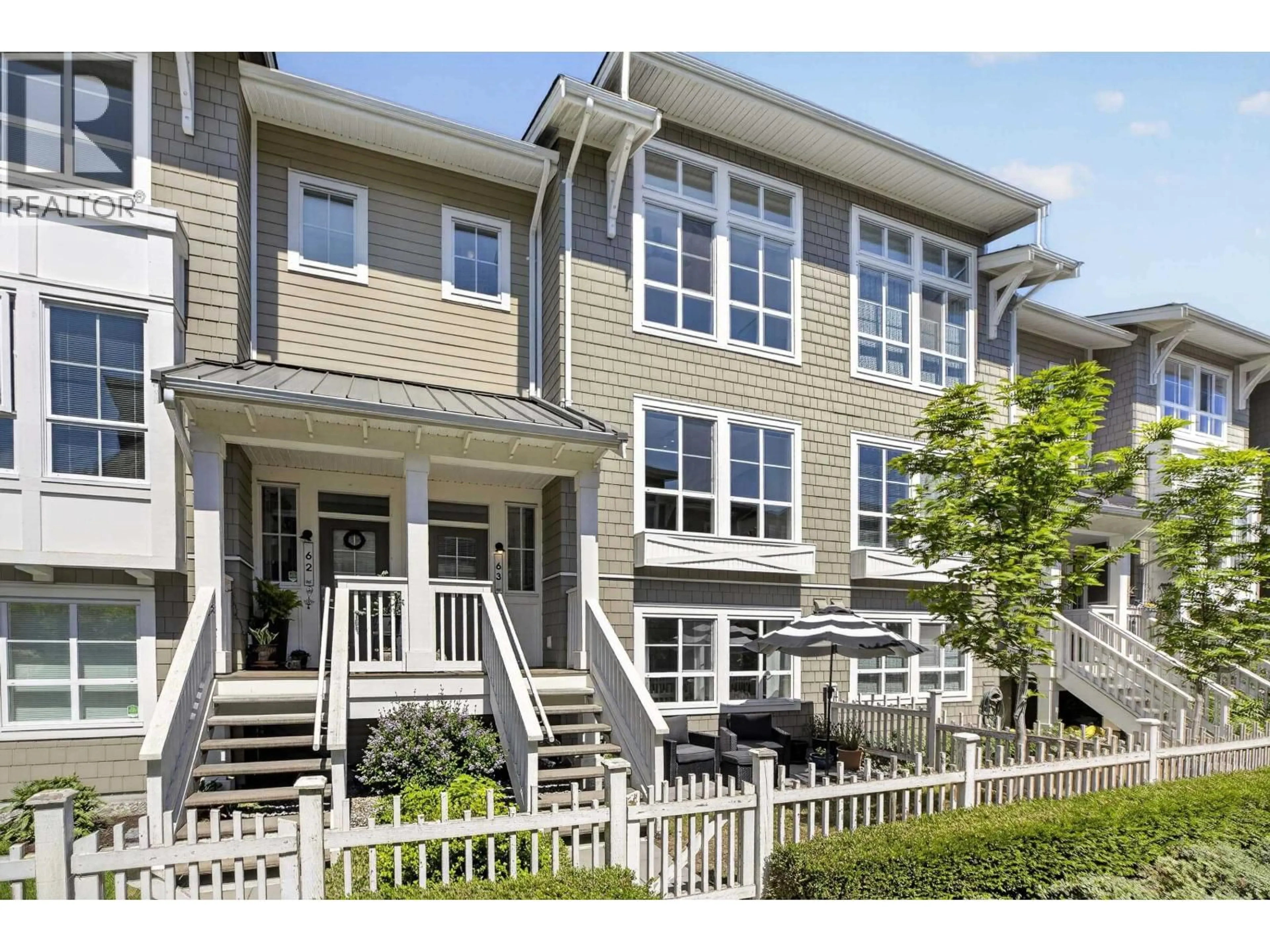 Home with vinyl exterior material, street for 63 - 5551 ADMIRAL WAY, Delta British Columbia V4K0C9