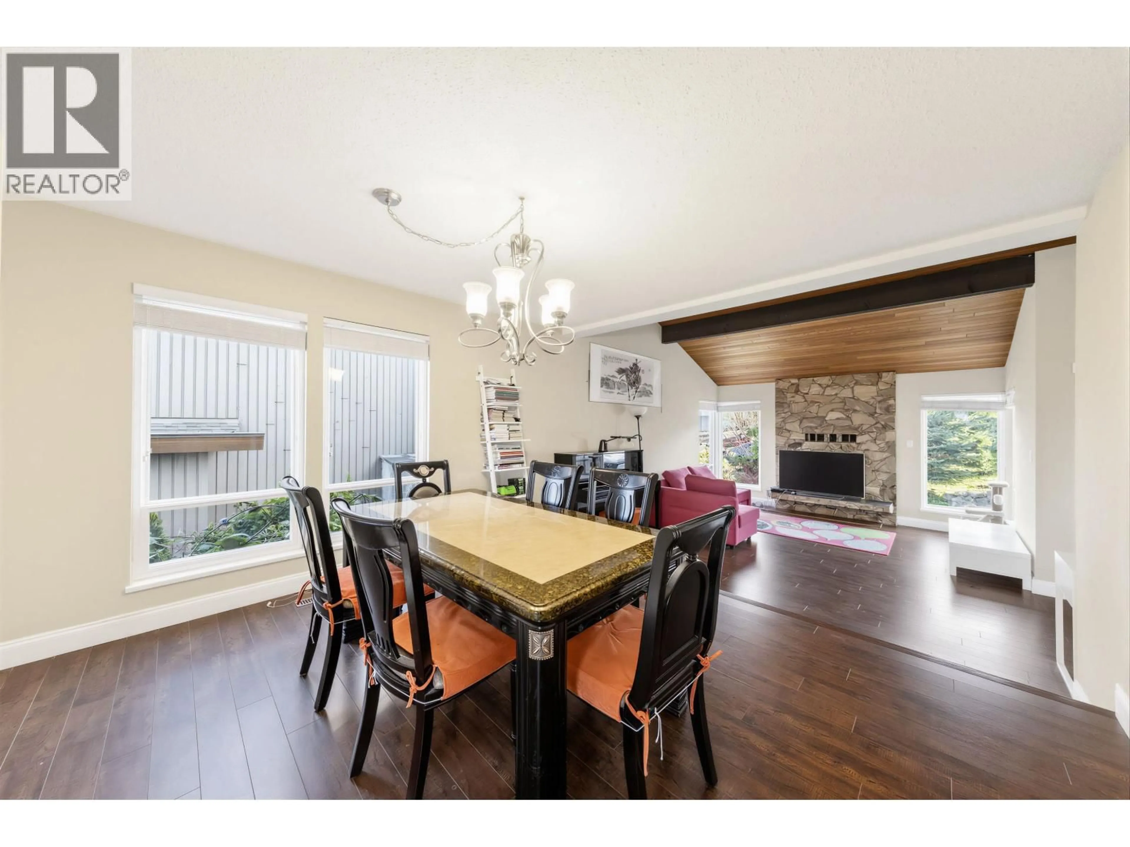 Dining room, wood/laminate floor for 7763 HAZELMERE STREET, Burnaby British Columbia V5E2B3