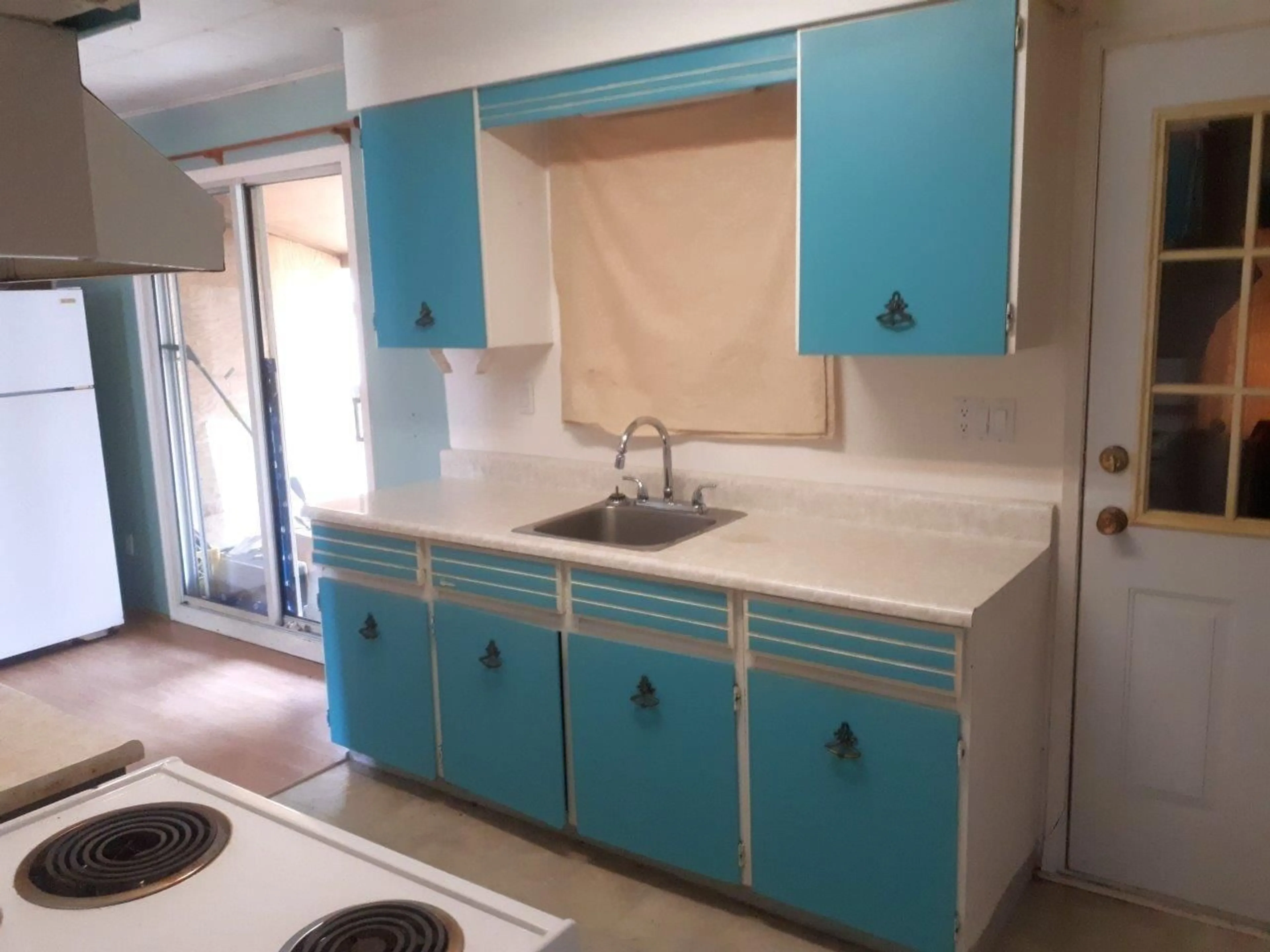 Standard kitchen, unknown for 44015 SQUAKUM ROAD, Mission British Columbia V0M1N0