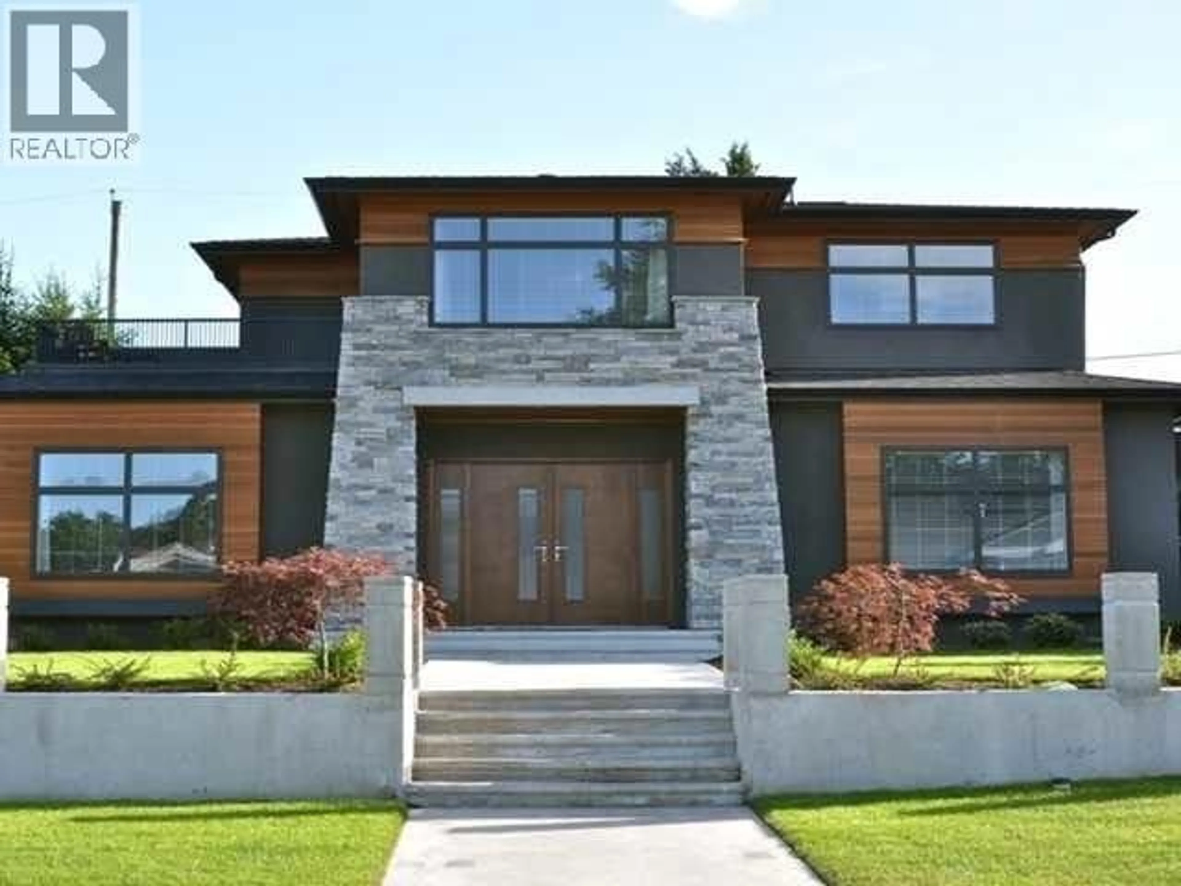 Home with brick exterior material, unknown for 4222 GILPIN CRESCENT, Burnaby British Columbia V5G2K2