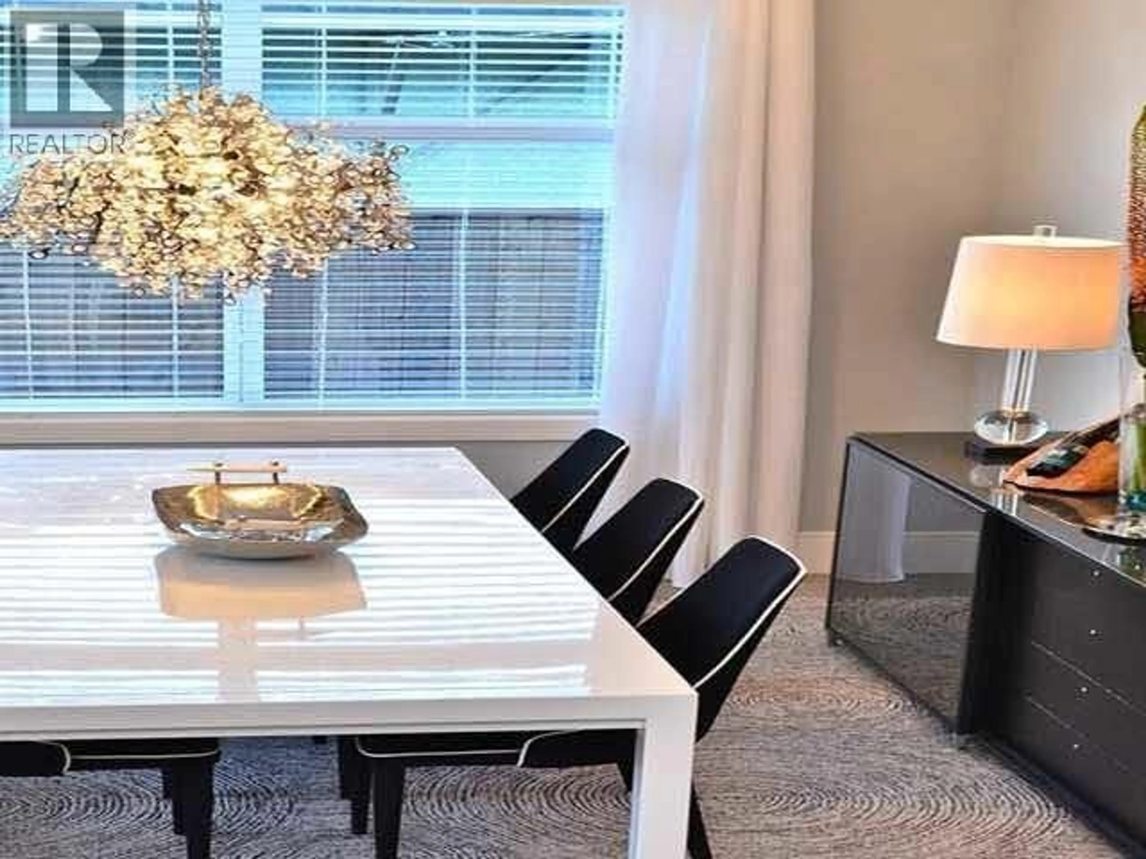 Dining room, unknown for 4222 GILPIN CRESCENT, Burnaby British Columbia V5G2K2