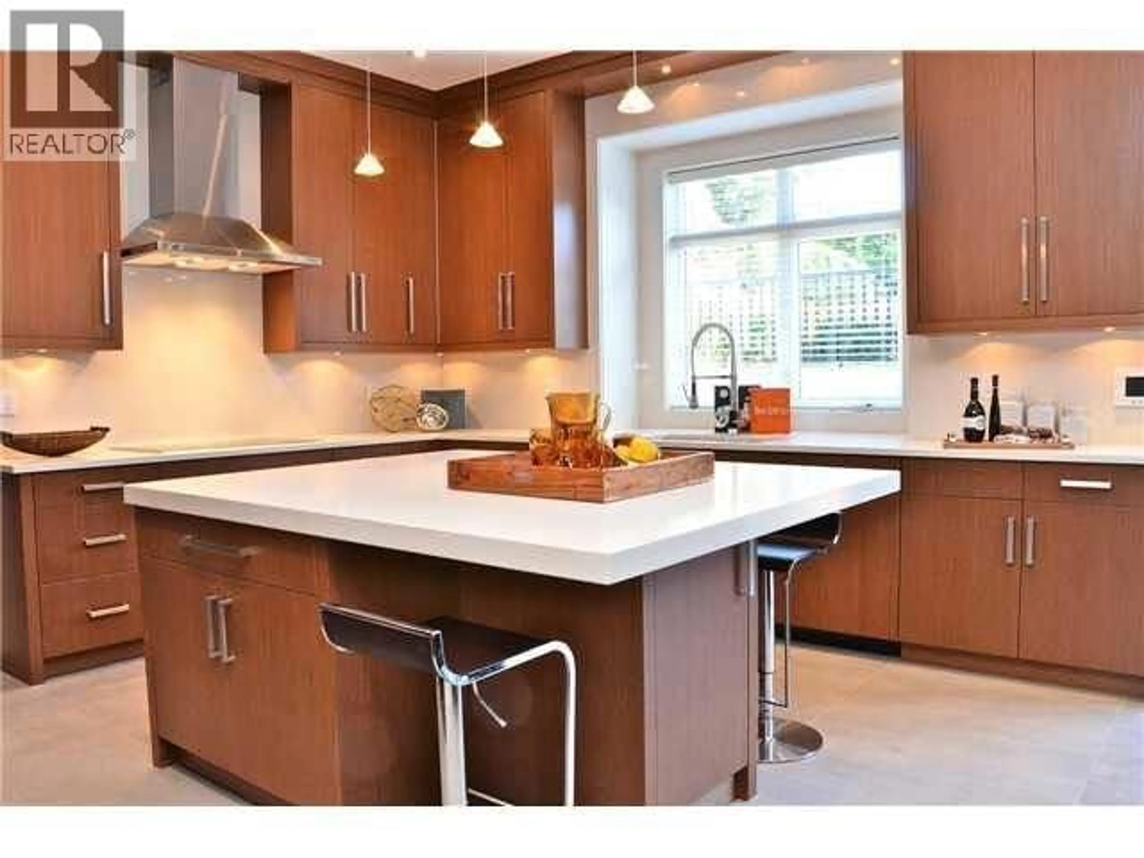 Contemporary kitchen, unknown for 4222 GILPIN CRESCENT, Burnaby British Columbia V5G2K2