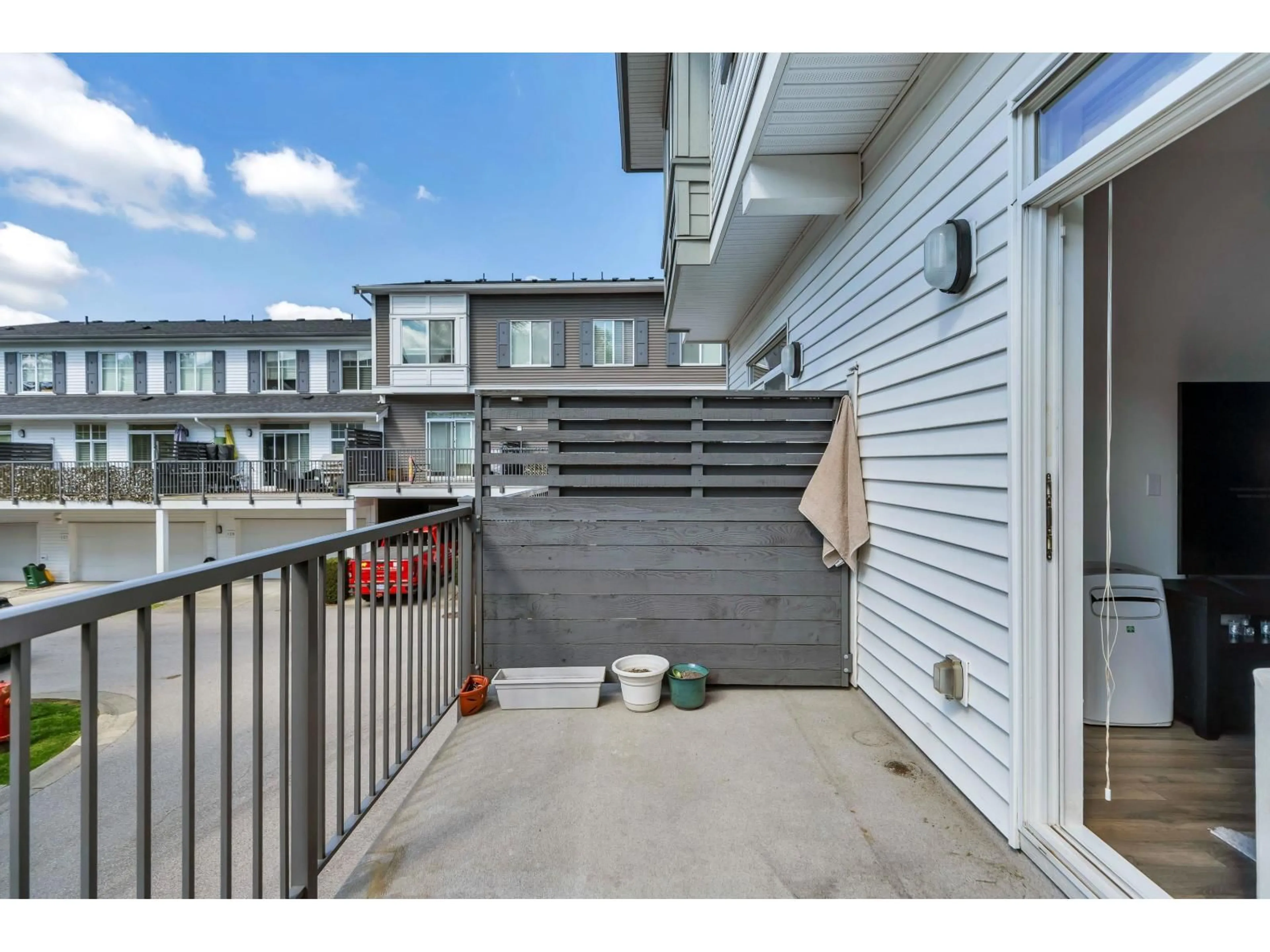 Patio, unknown for 107 - 15230 GUILDFORD DRIVE, Surrey British Columbia V3R0C8