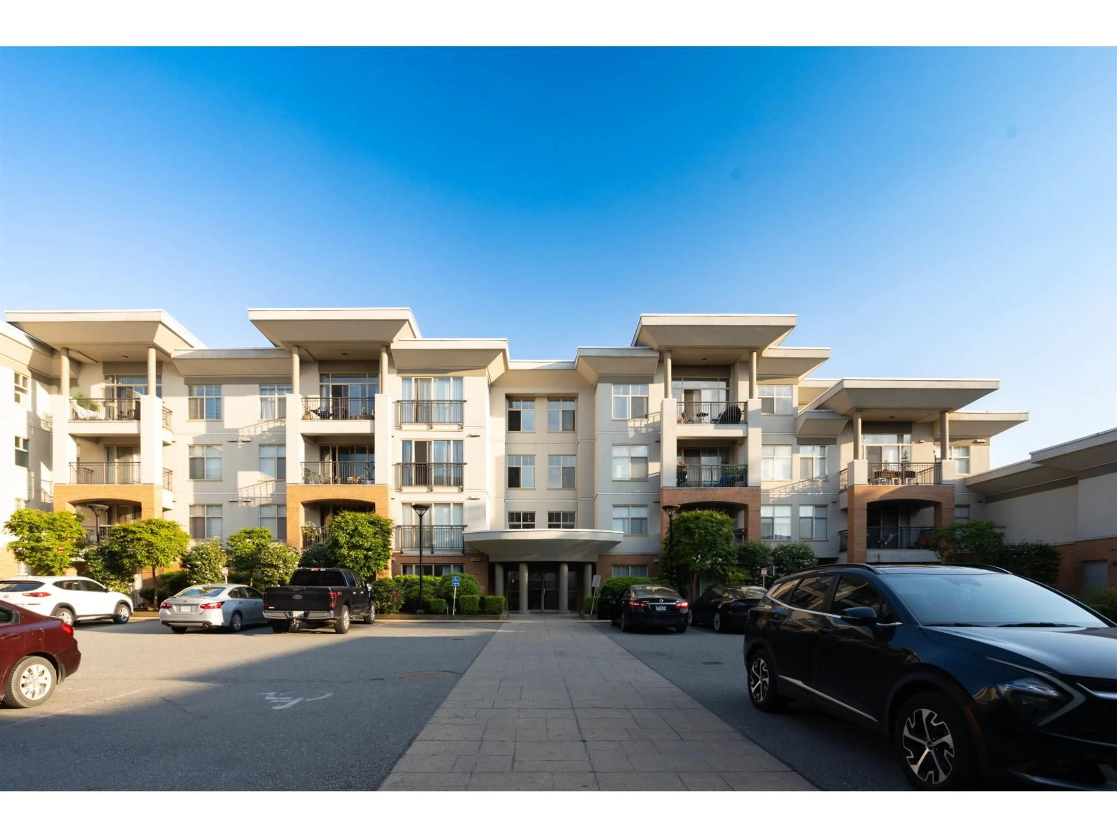 Unknown for 210 - 33545 RAINBOW AVENUE, Abbotsford British Columbia V2S0B9