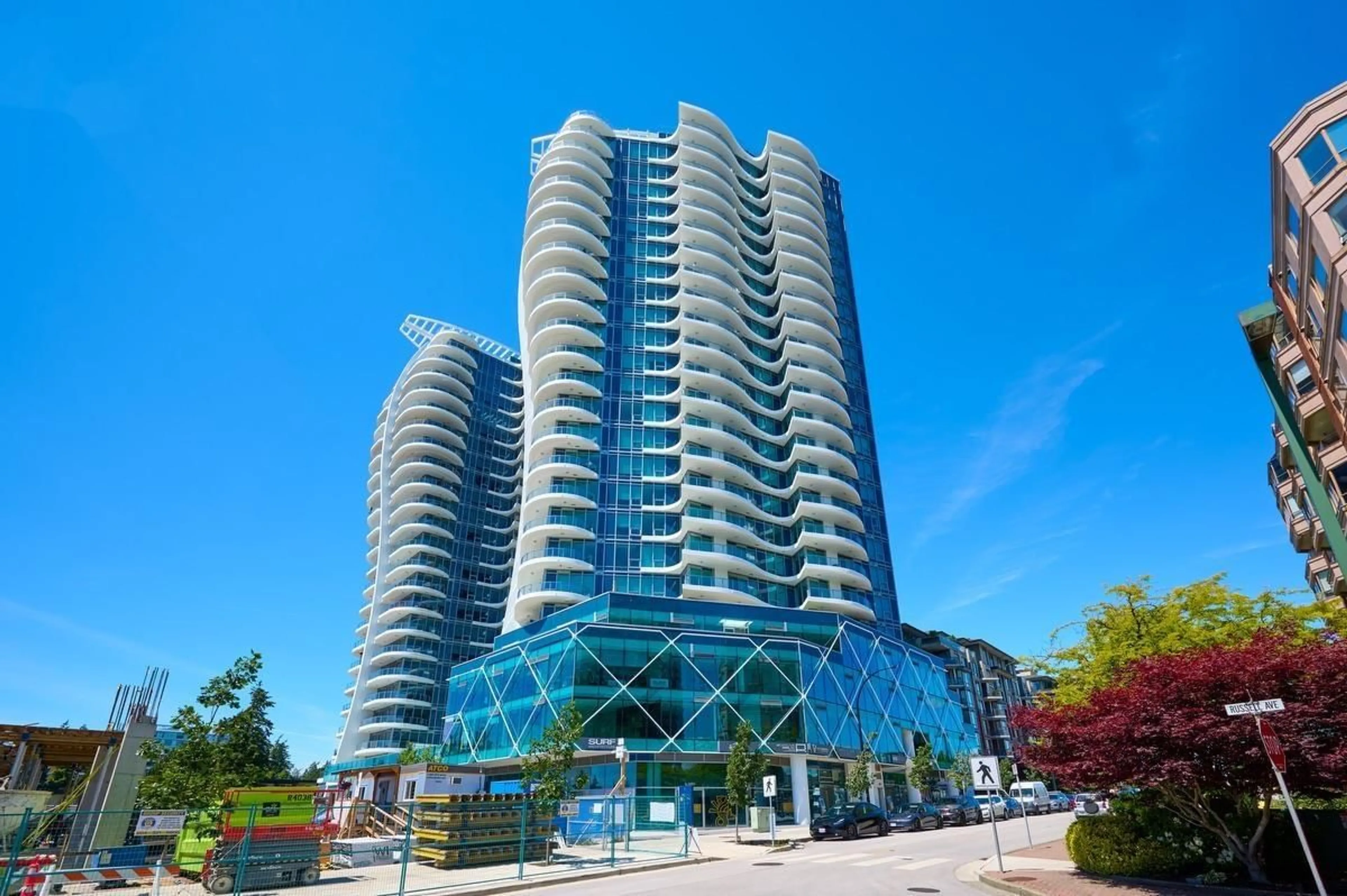 Indoor foyer for 801 - 1501 FOSTER STREET, White Rock British Columbia V4B0C3