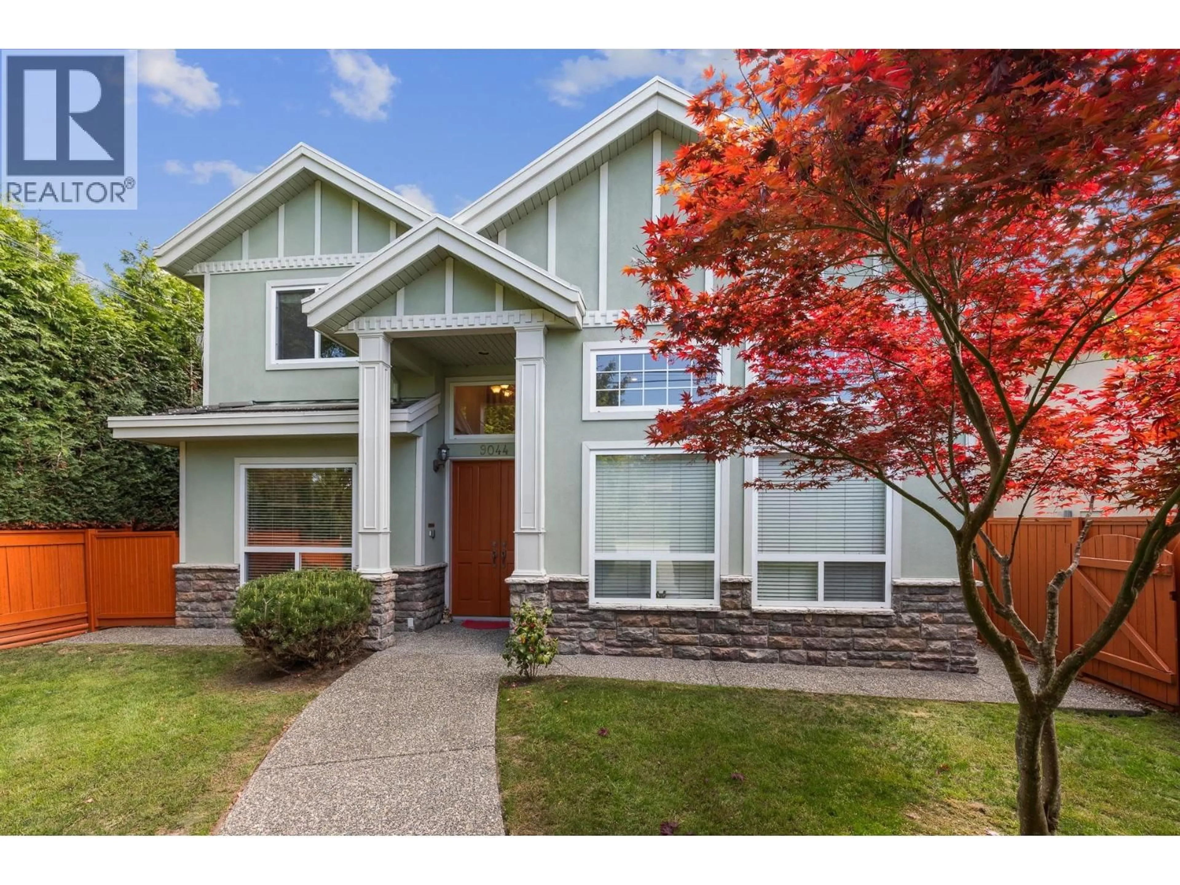 Home with vinyl exterior material, street for 9044 RAILWAY AVENUE, Richmond British Columbia V7E2B5