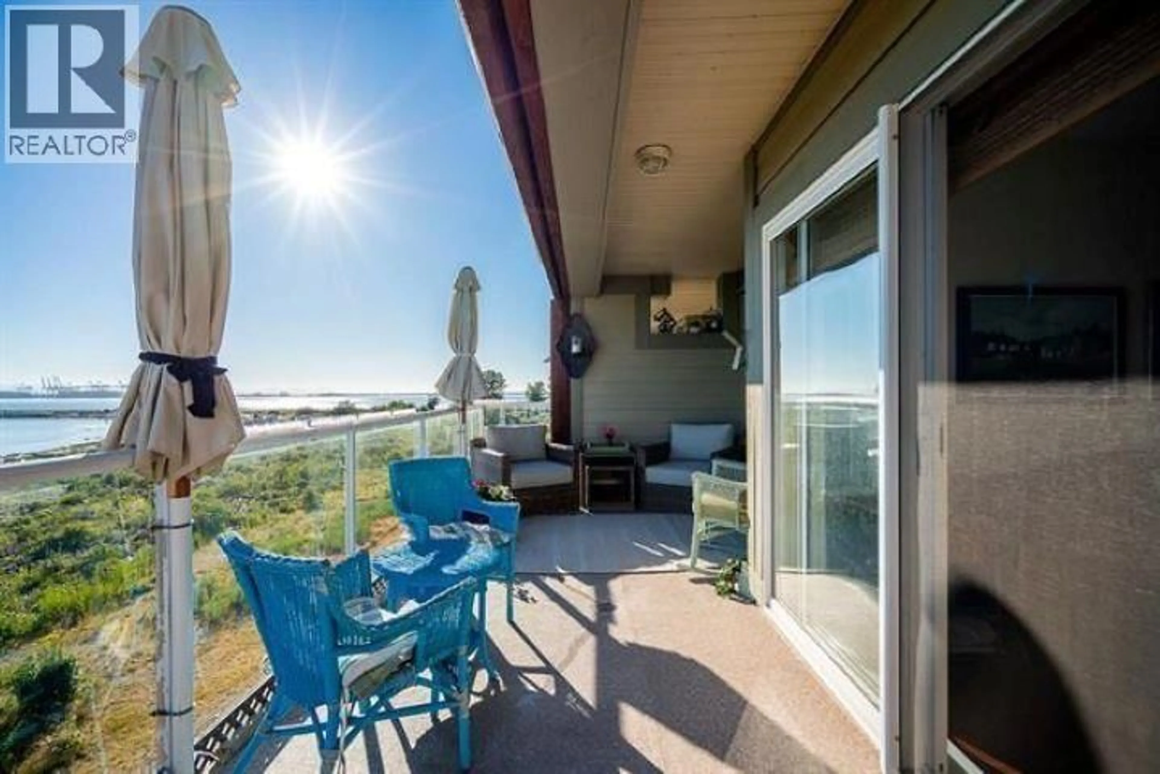 Patio, water/lake/river/ocean view for 306 - 1120 TSATSU SHORES DRIVE, Delta British Columbia V4M4G3