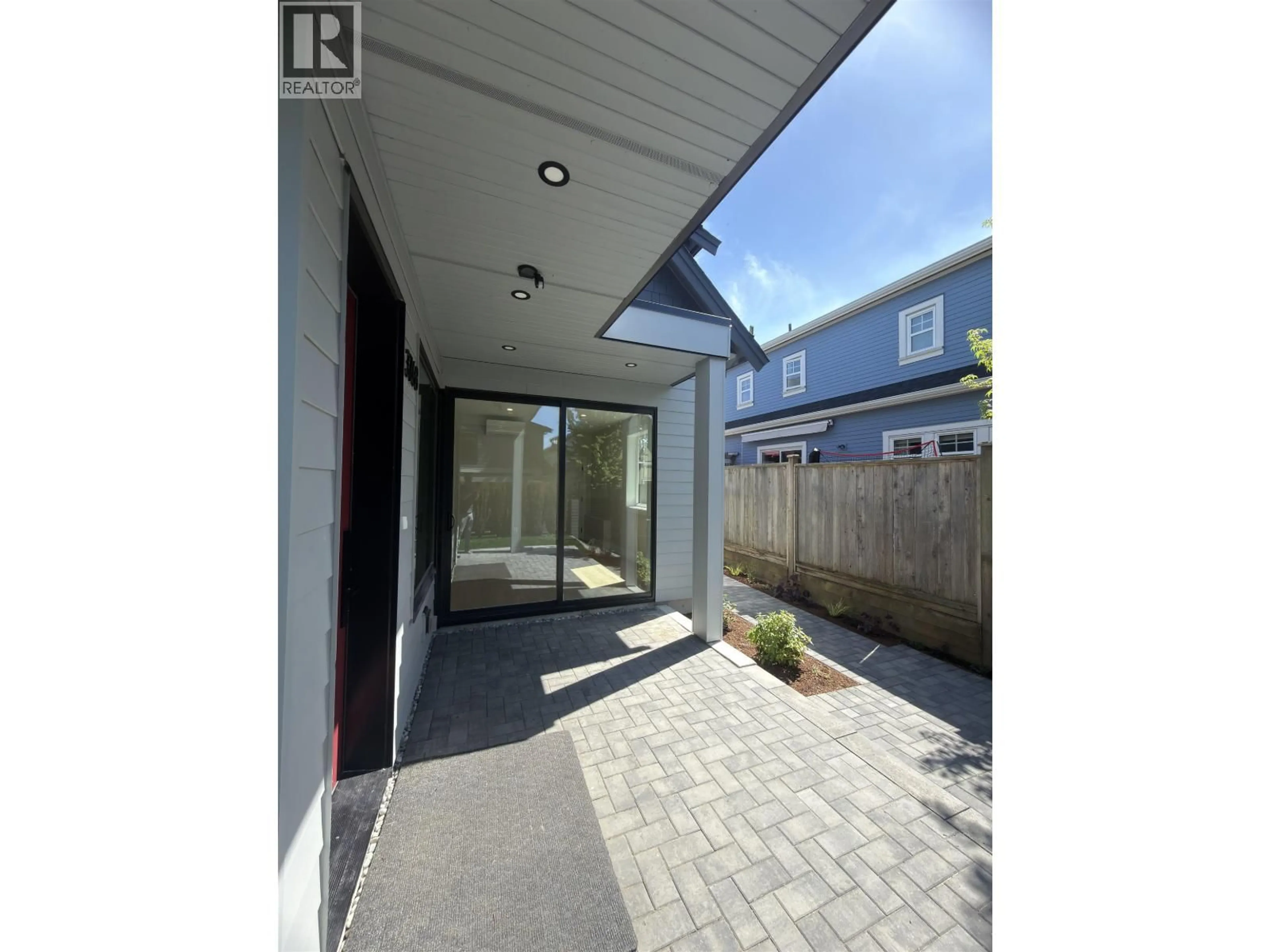 Patio, street for 3768 FLEMING STREET, Vancouver British Columbia V5N3W2
