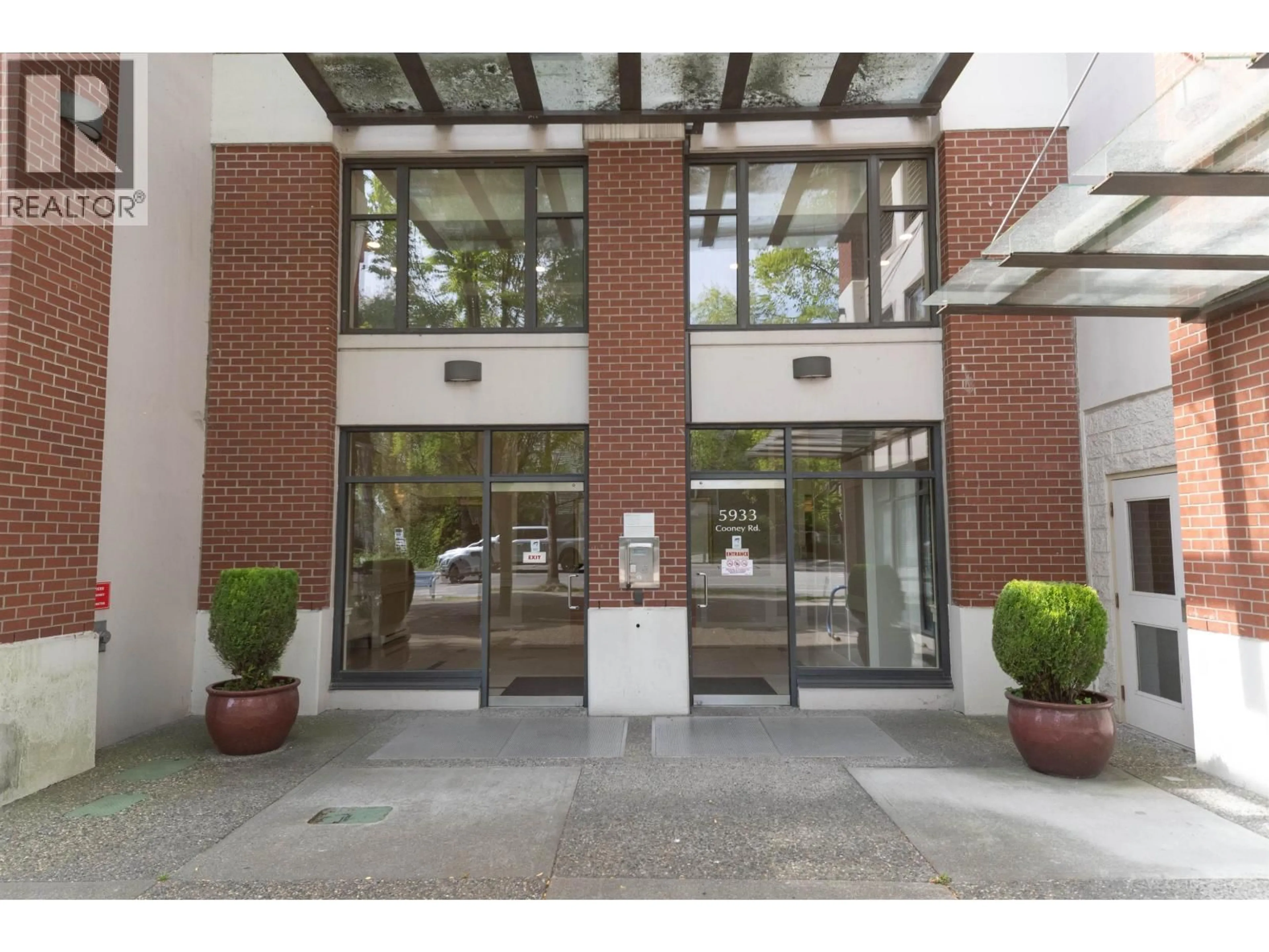 Indoor foyer for 903 - 5933 COONEY ROAD, Richmond British Columbia V6X4H3