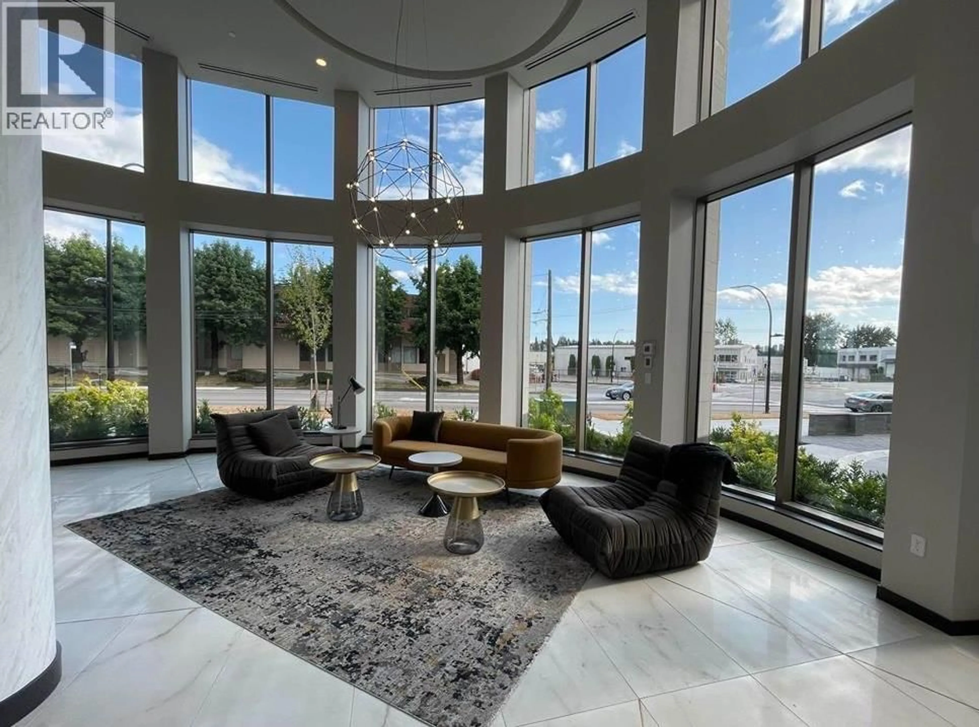 Lobby for 1308 - 5333 GORING STREET, Burnaby British Columbia V5B0B6