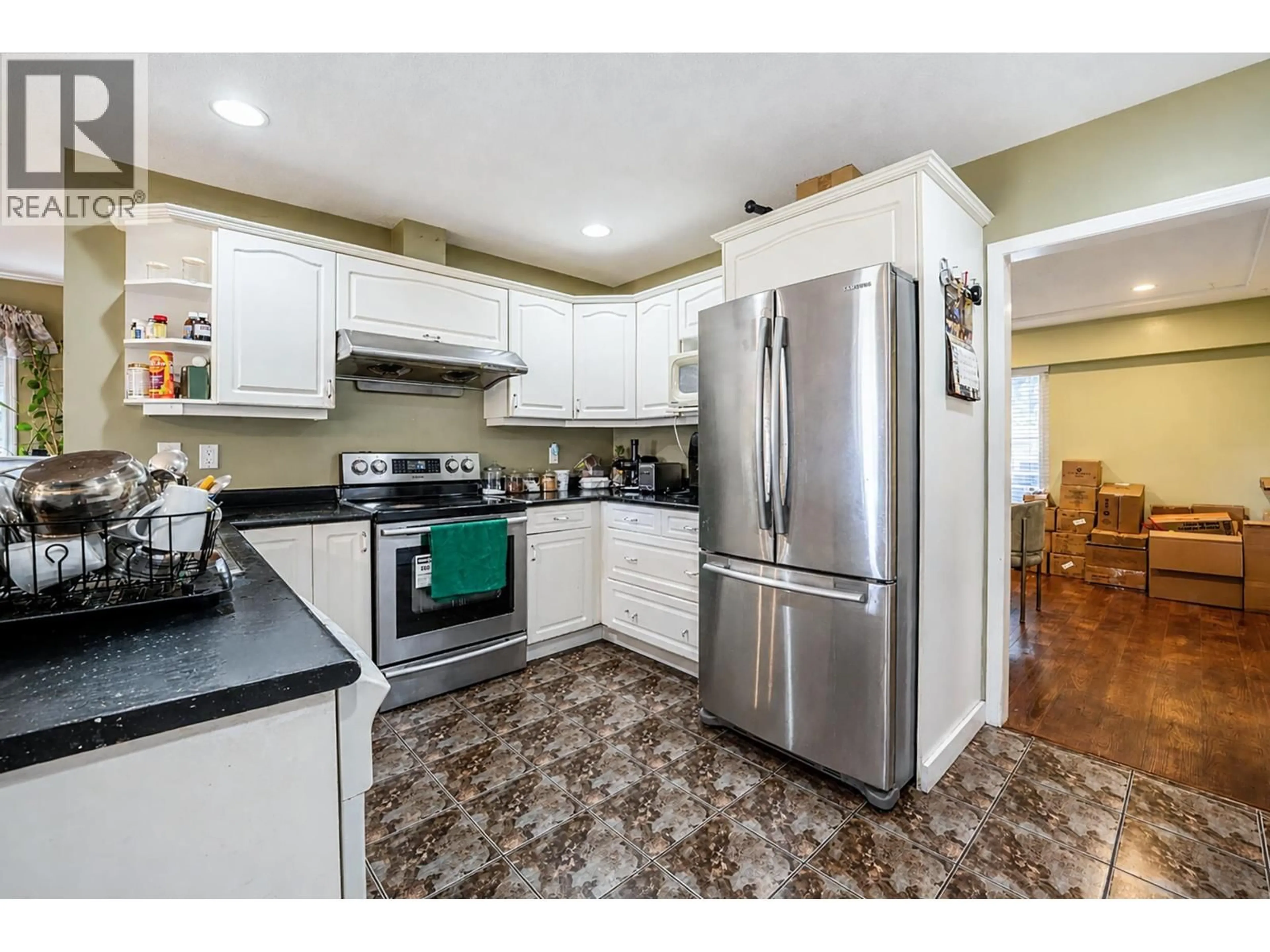 Open concept kitchen, unknown for 10140 SEACOTE ROAD, Richmond British Columbia V7A4A9
