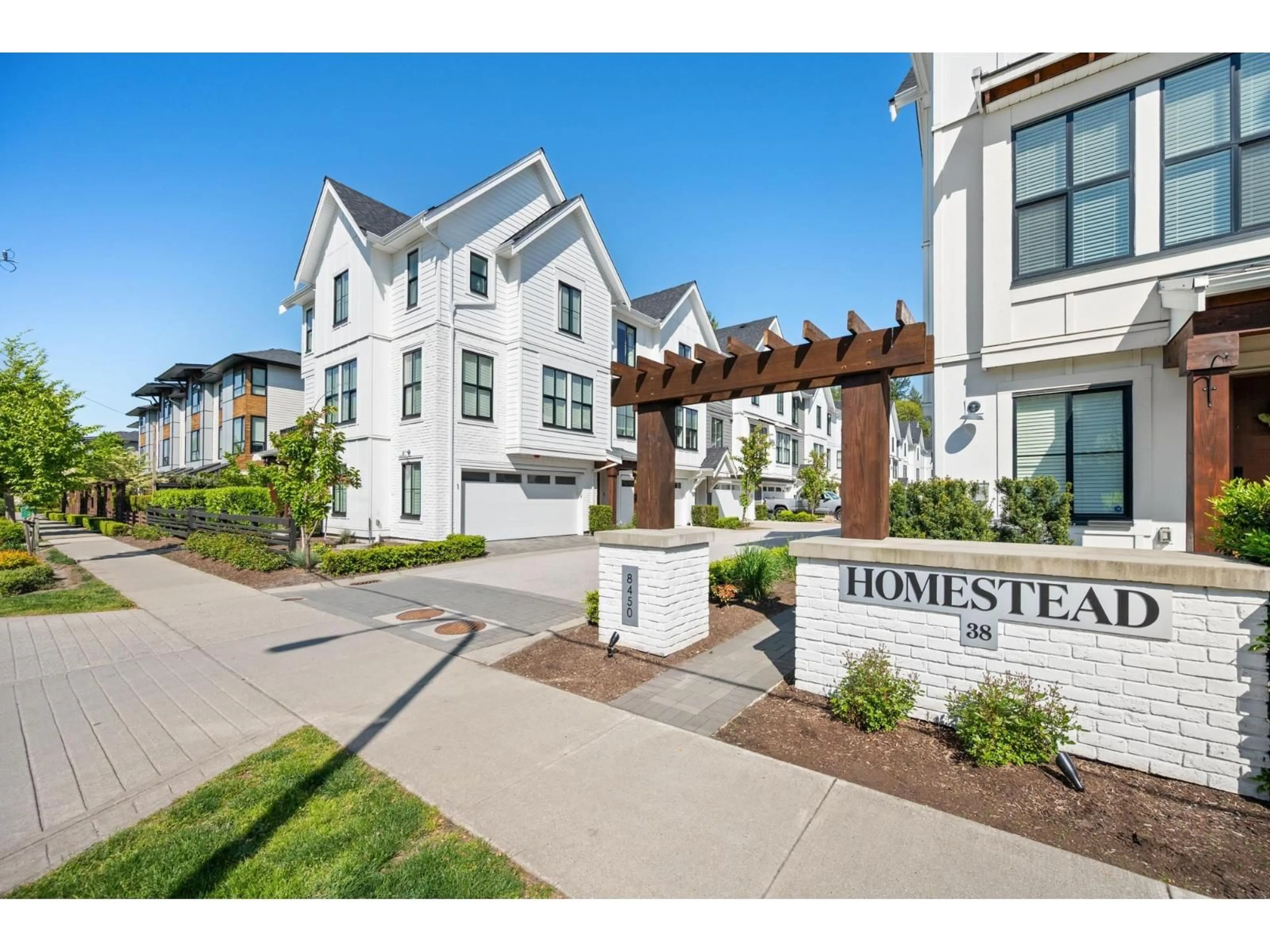 Unknown for 2 - 8450 204 STREET, Langley British Columbia V2Y3M7