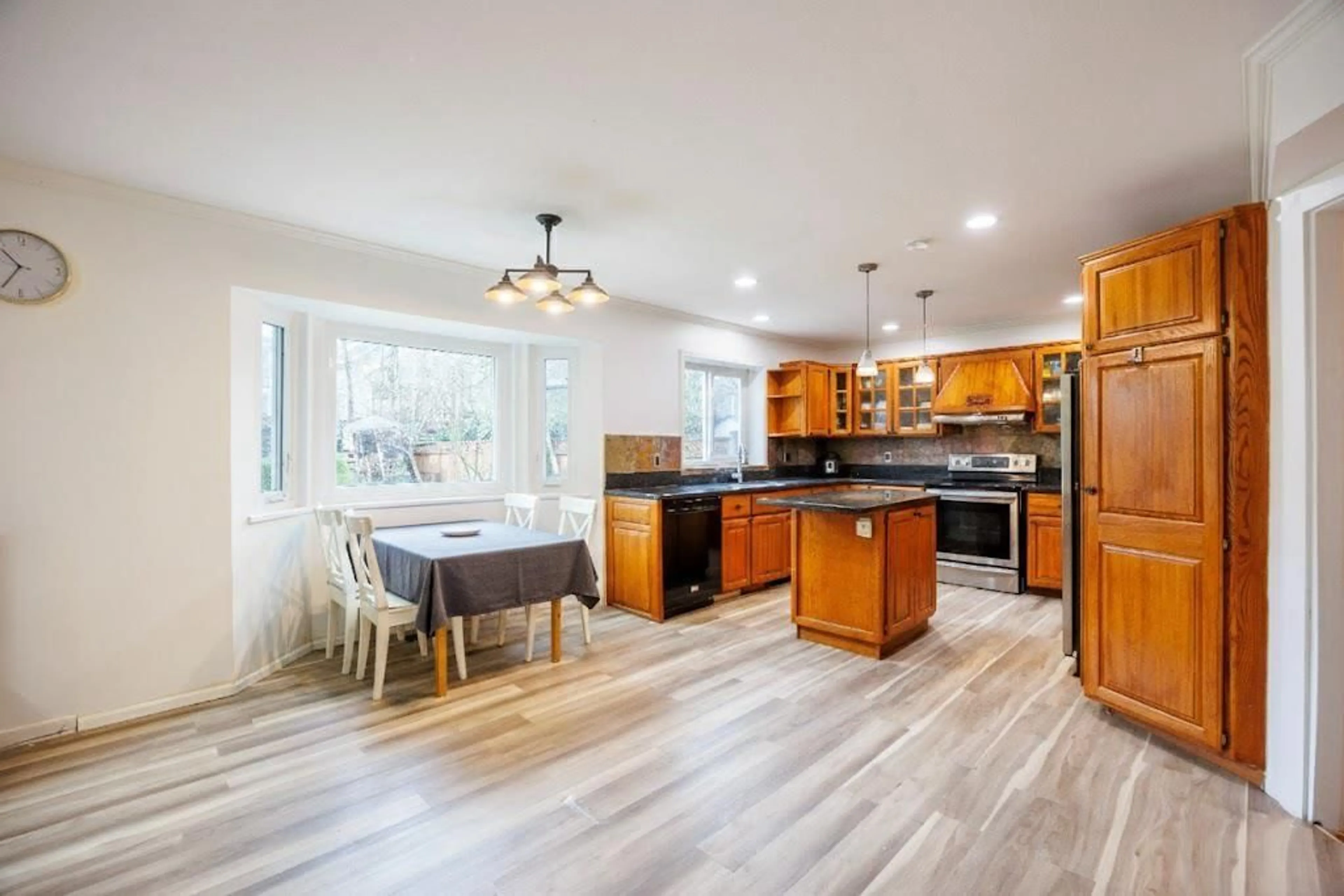 Open concept kitchen, unknown for 10333 167 STREET, Surrey British Columbia V4N1Z2
