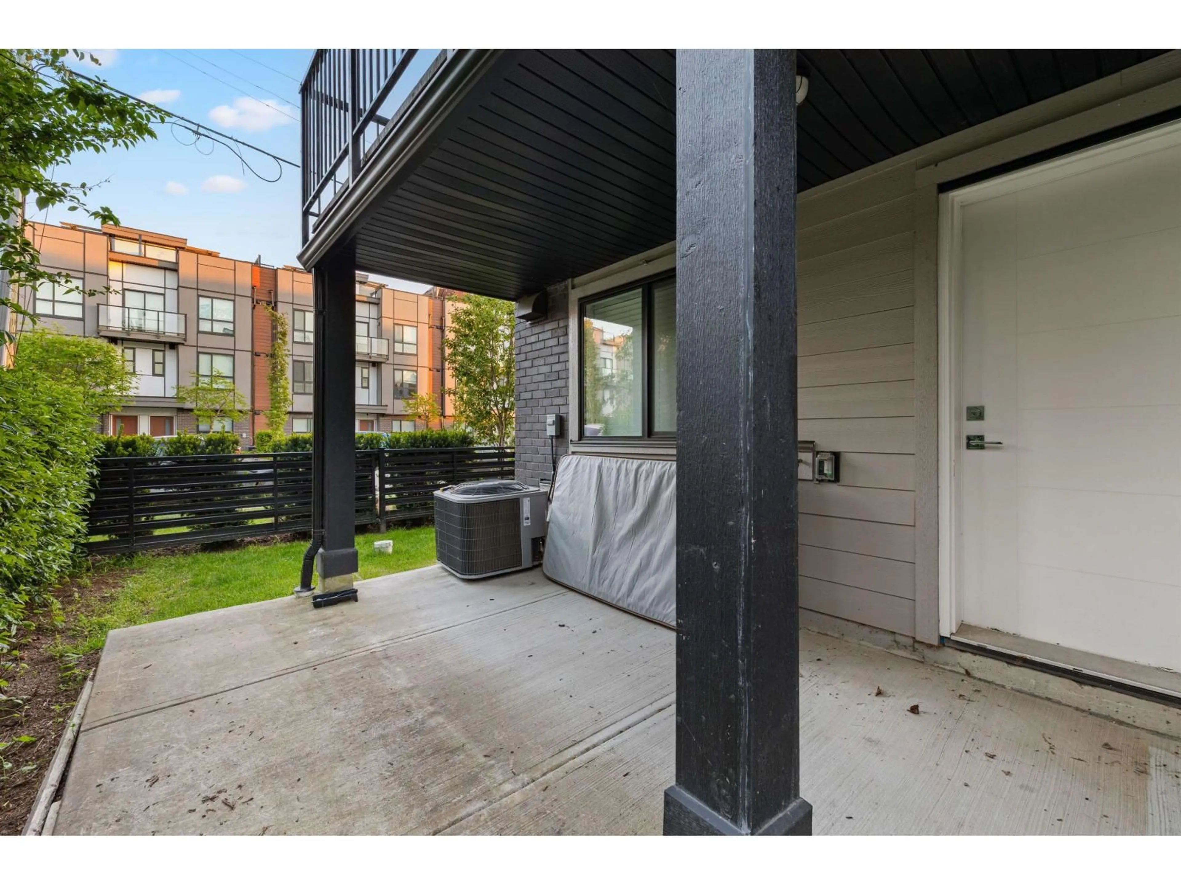 Unknown for 27 - 19749 55 AVENUE, Langley British Columbia V3A3W8