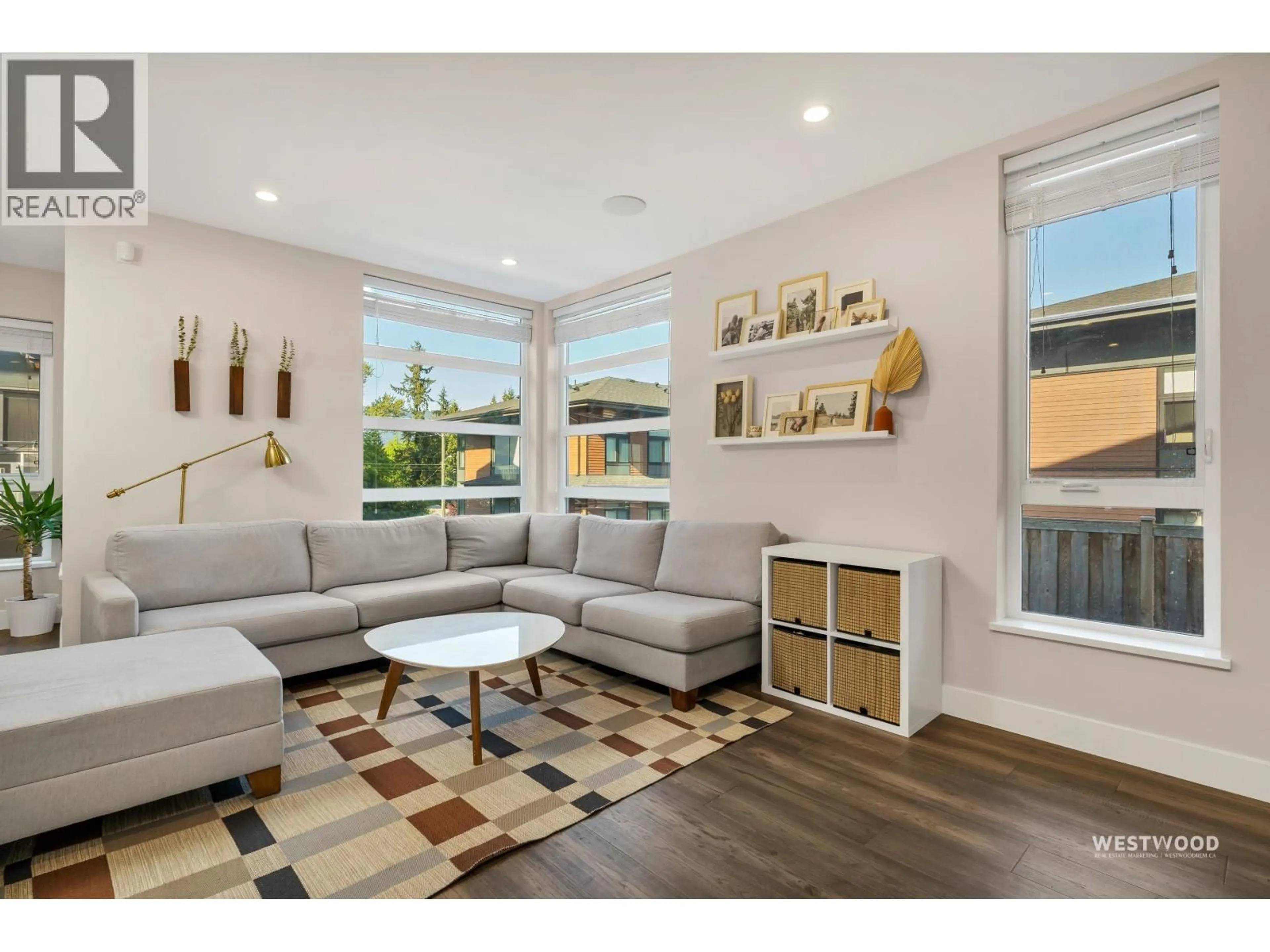 Living room with furniture, unknown for 14 - 70 SEAVIEW DRIVE, Port Moody British Columbia V3H0J9