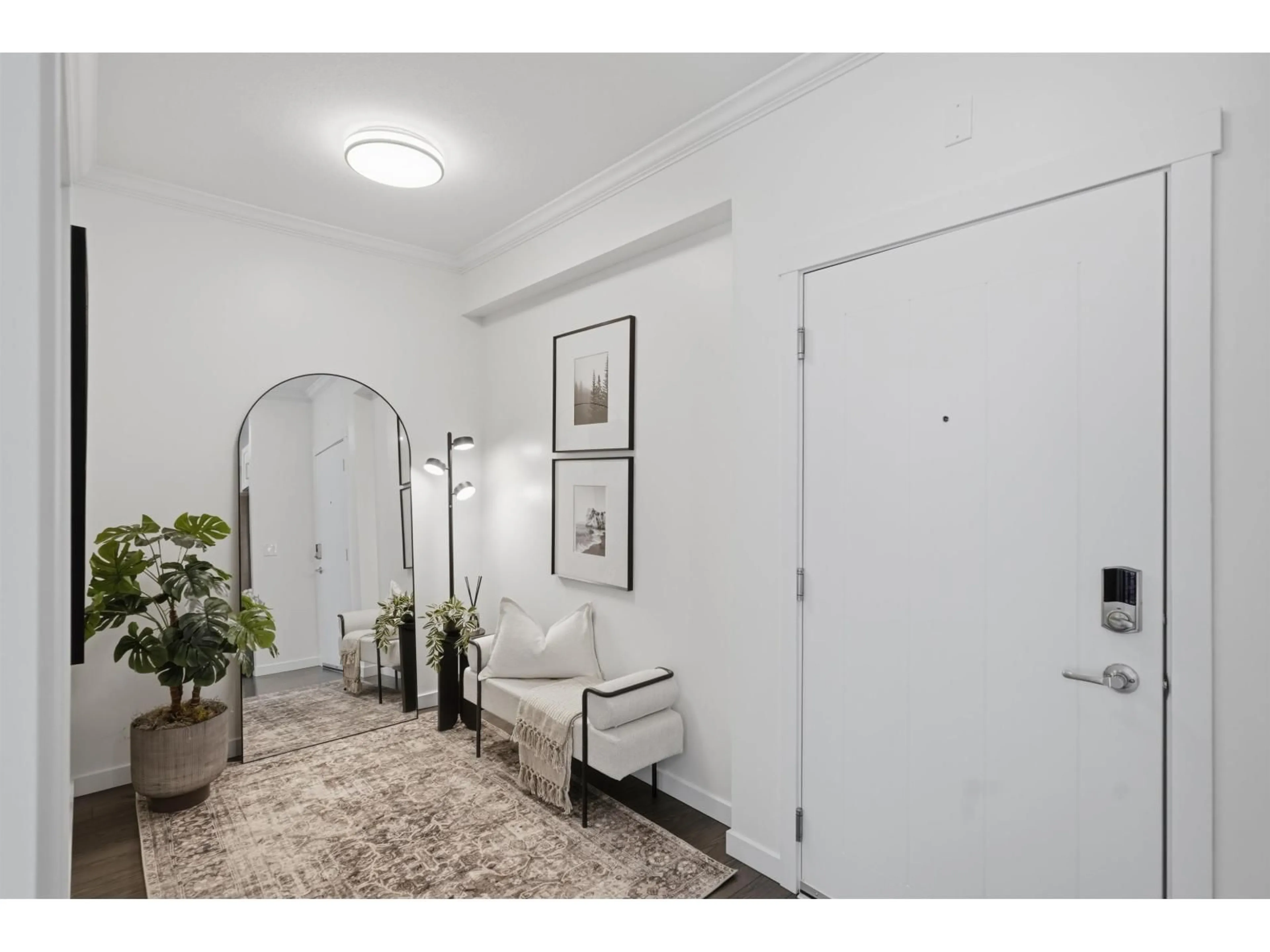 Indoor entryway for 302 - 2855 156 STREET, Surrey British Columbia V3Z3Y3