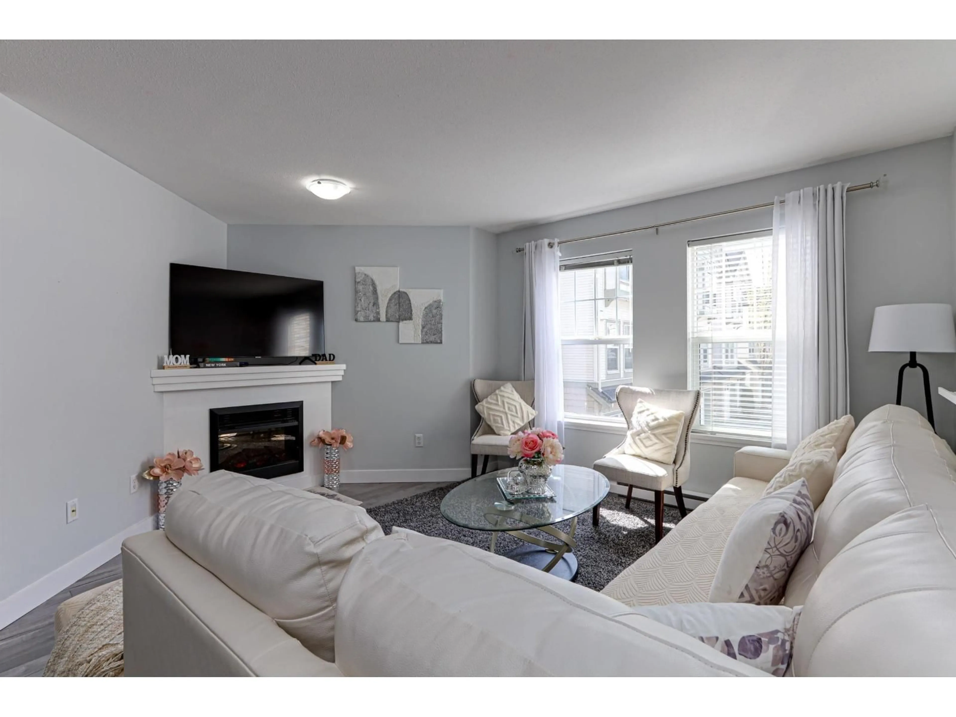 Living room with furniture, unknown for 19 - 8638 159 STREET, Surrey British Columbia V4N5P7