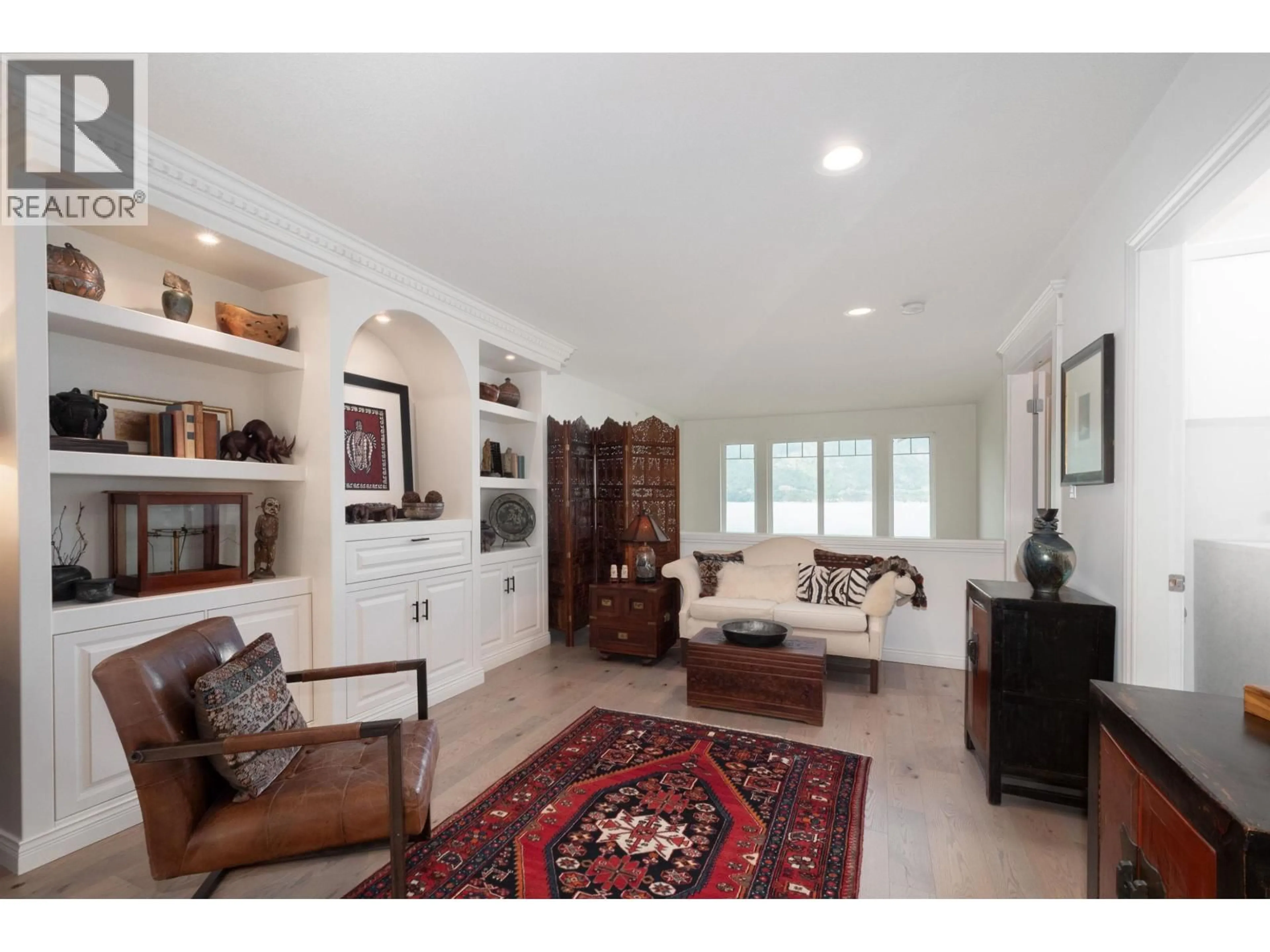 Unknown for 43 POINT TERRACE, West Vancouver British Columbia V0N3Z1