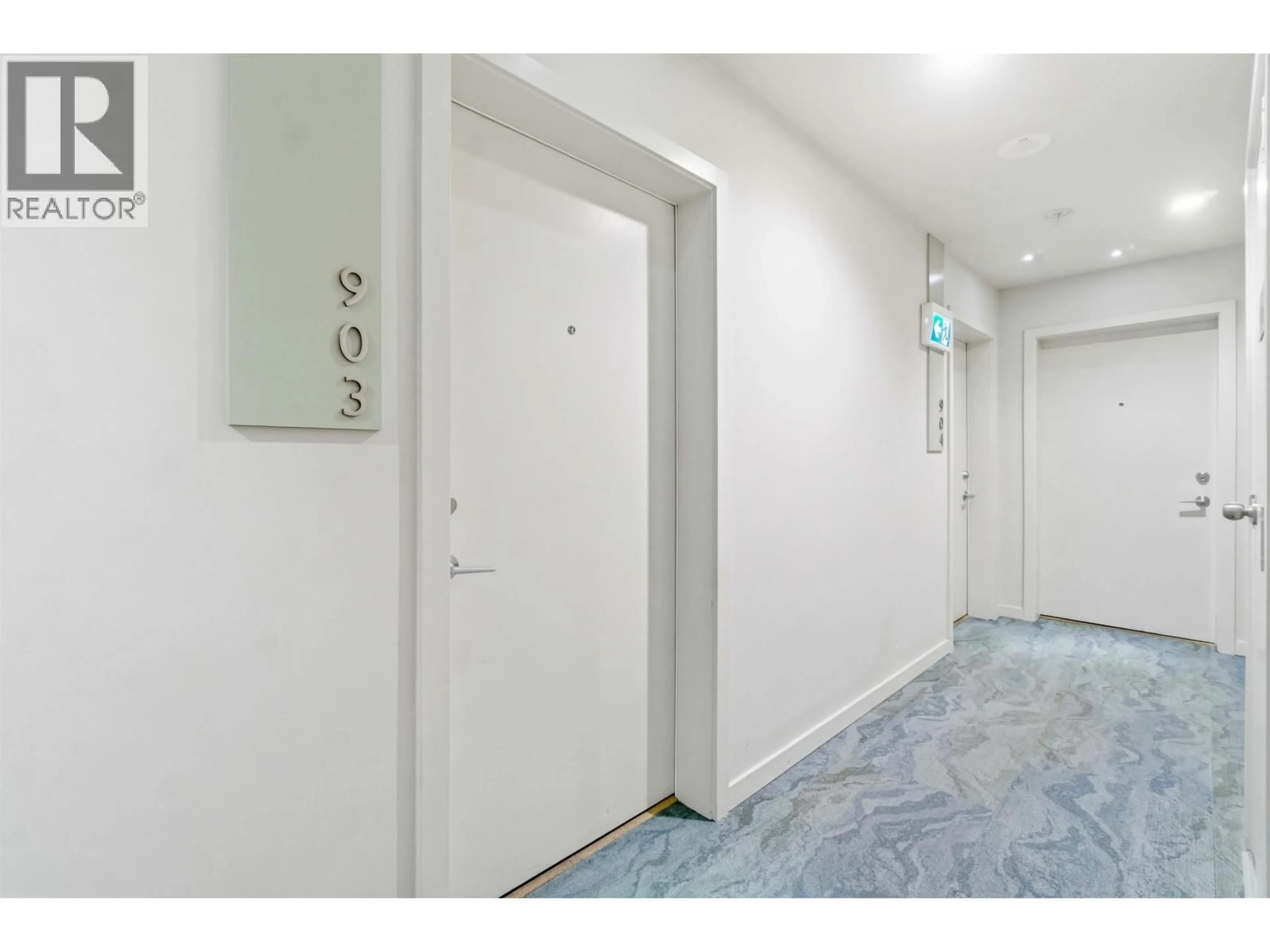 Indoor foyer for 903 - 691 NORTH ROAD, Coquitlam British Columbia V3J0H9