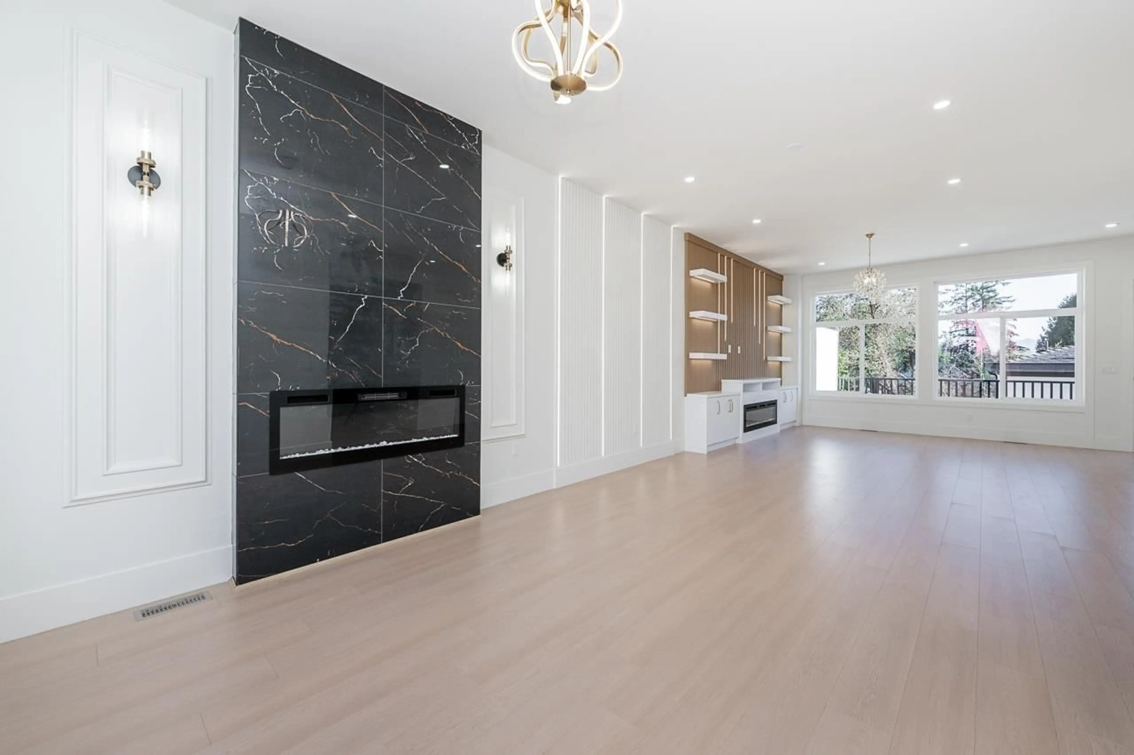 Unknown for 2 - 14259 PARK DRIVE, Surrey British Columbia V3R5P1